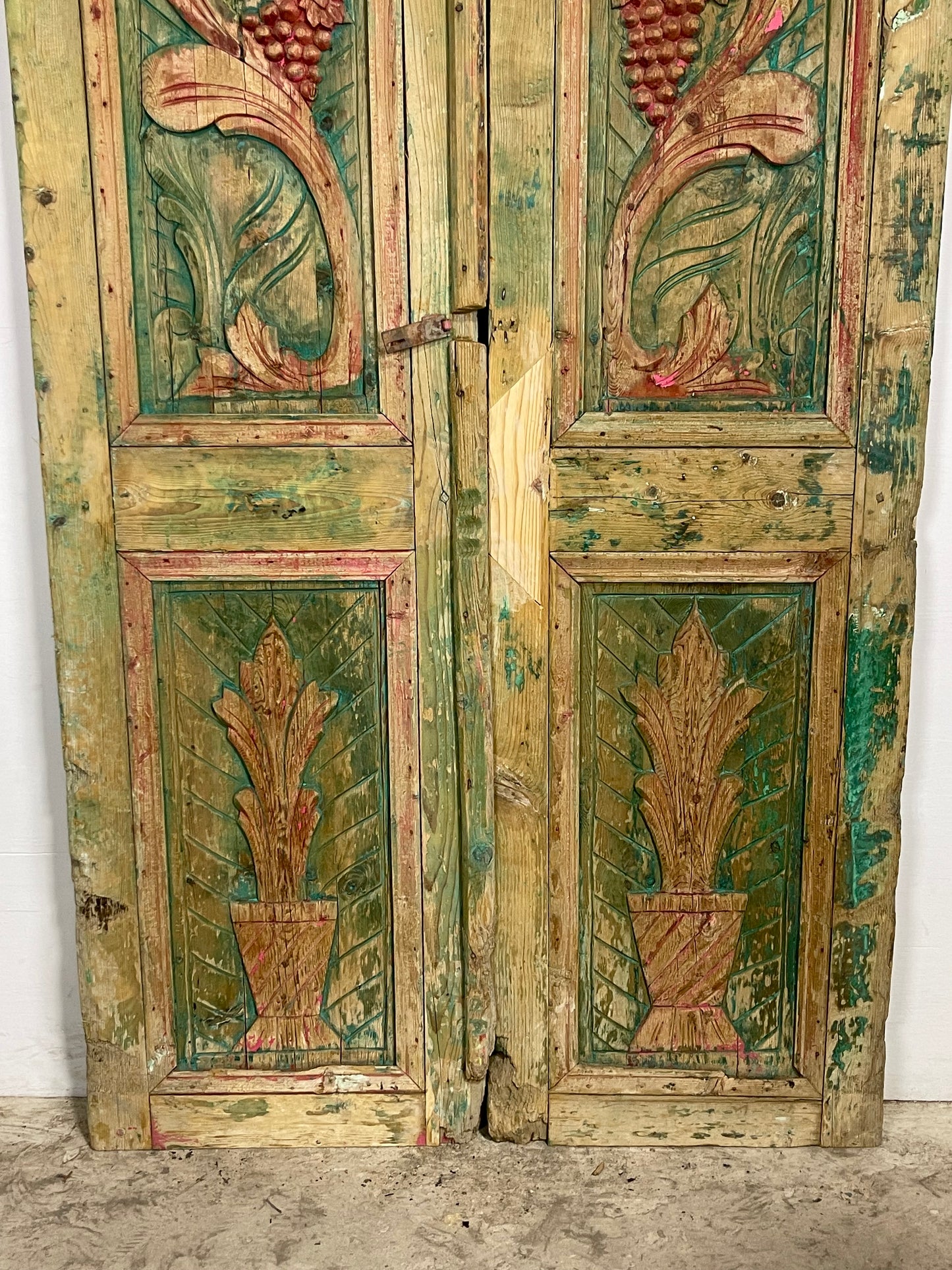 Antique French Panel Doors with Carving (87 x 48) M007