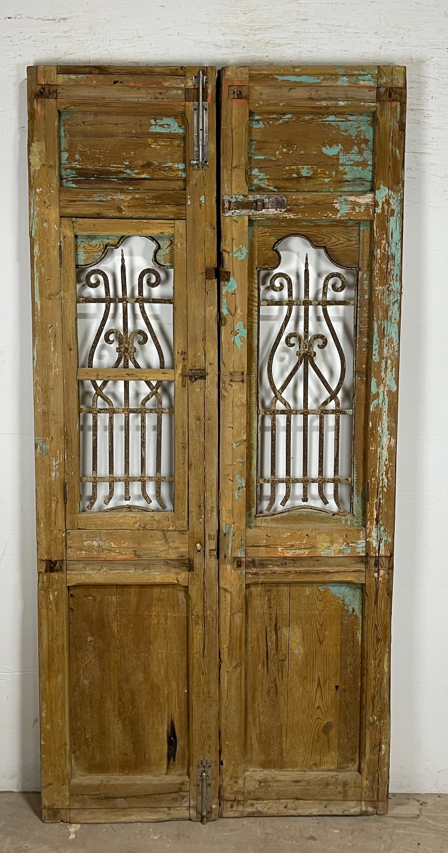 Antique French panel doors with Metal (91 x 44.5) P68