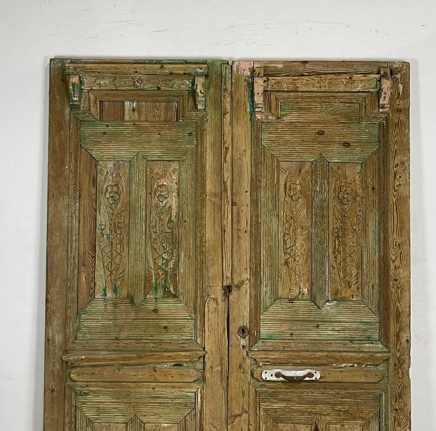 Antique French Panel Doors with Carving (89.5 x 60.5) N005