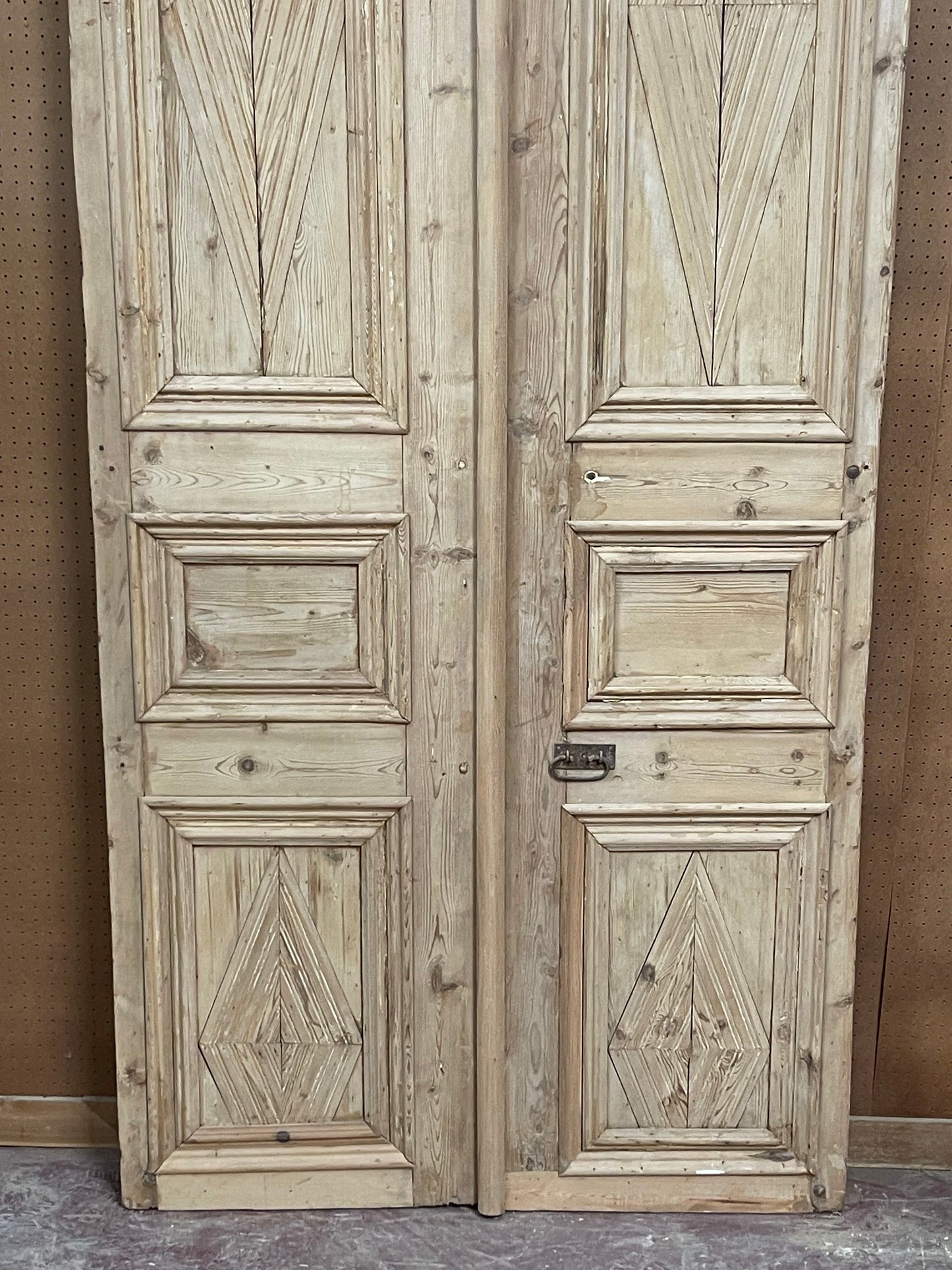 Antique French Panel Door with Carving (132.75x51.25) E997