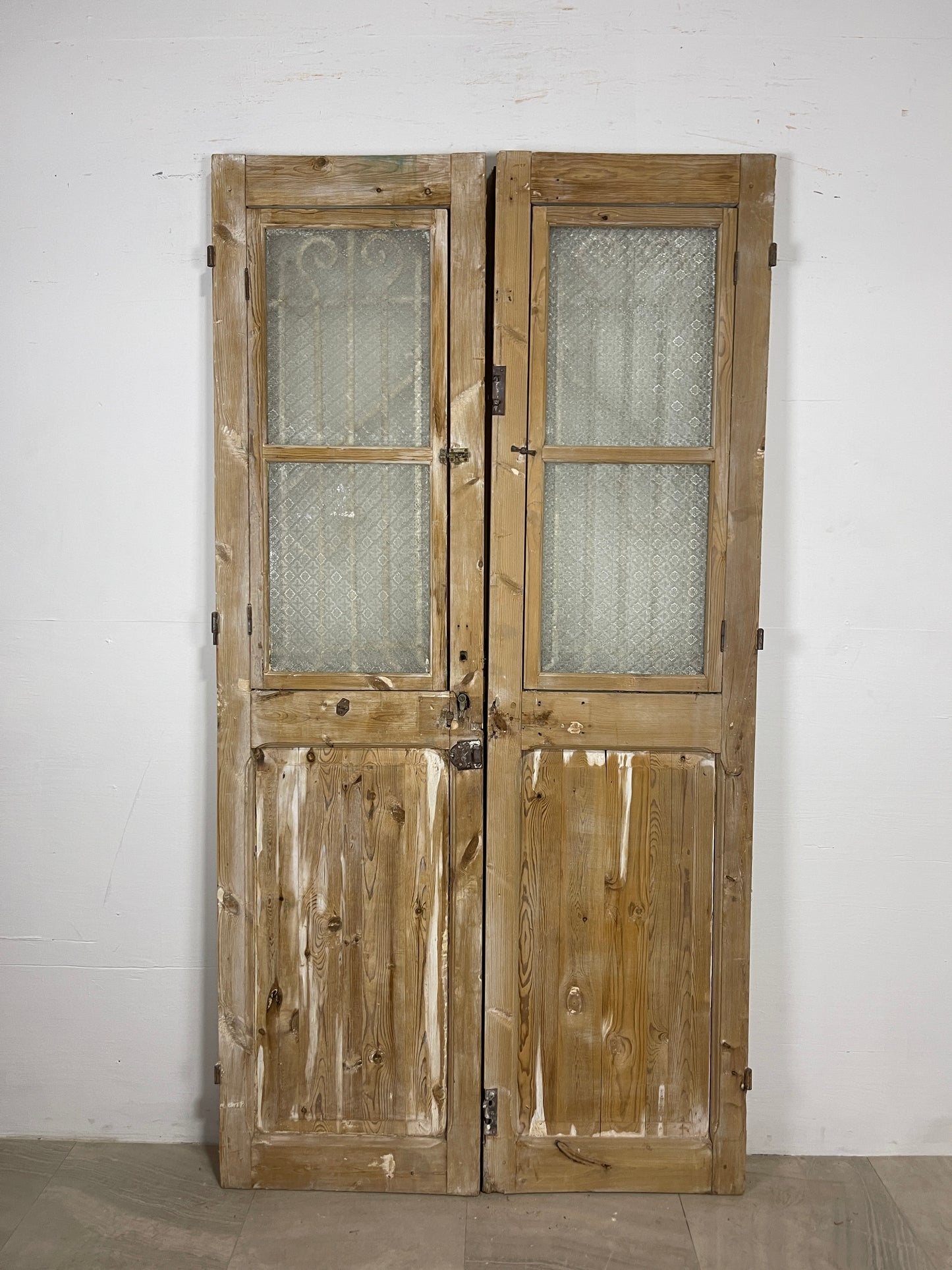 Antique French panel doors with Metal (86.75 x 45) O46