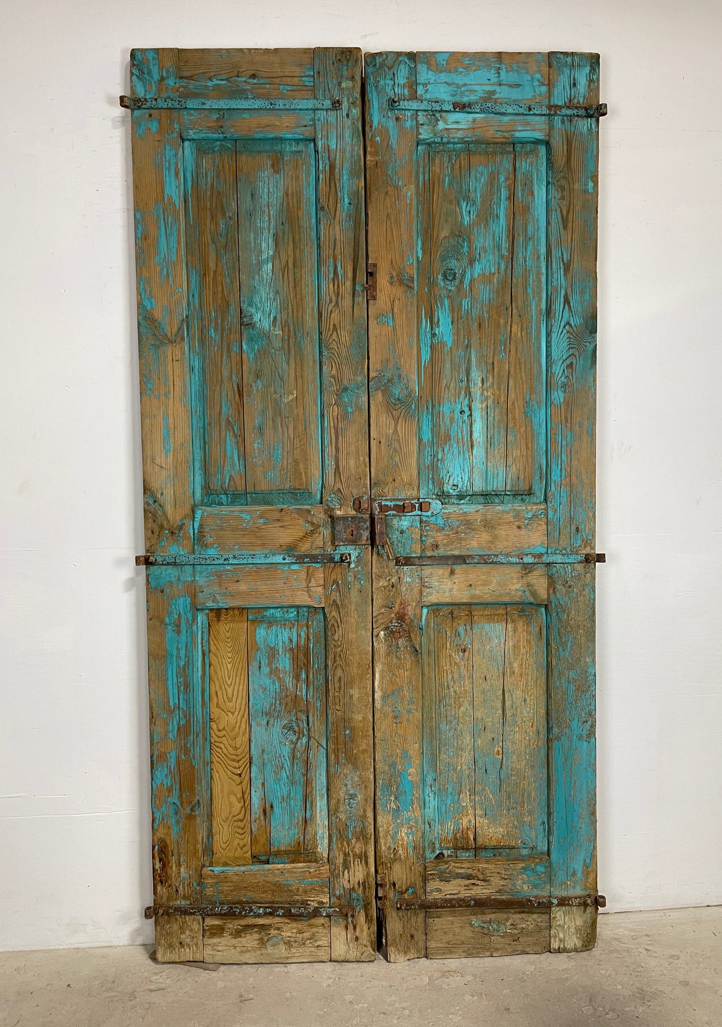Antique French Panel Doors with Carving (102 x 51.5) M016