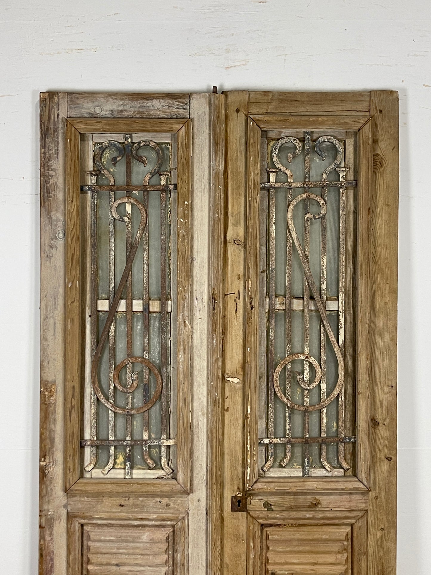 Antique French panel doors with Metal (88 x 39.5) O35
