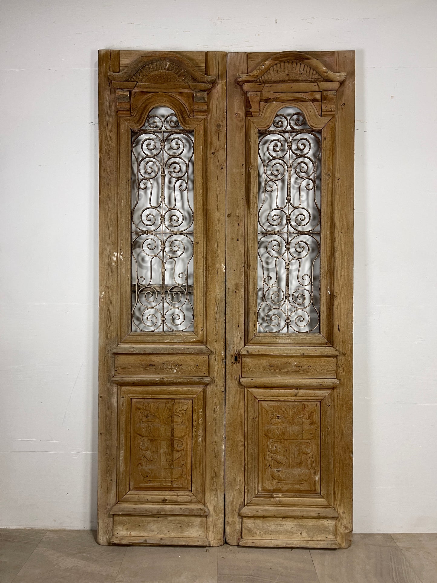 Antique French panel doors with Metal (97 x 50.75) O36