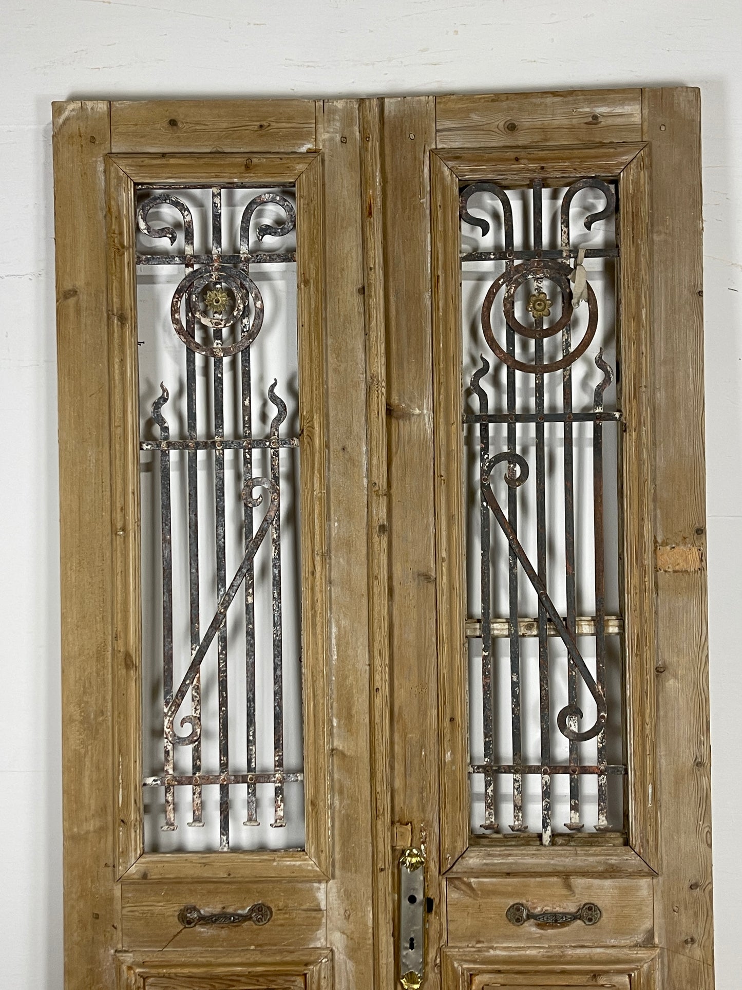 Antique French panel doors with Metal (97.25 x 46.25) O37