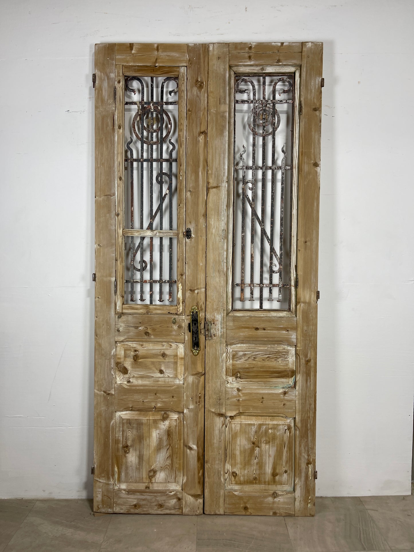 Antique French panel doors with Metal (97.25 x 46.25) O37