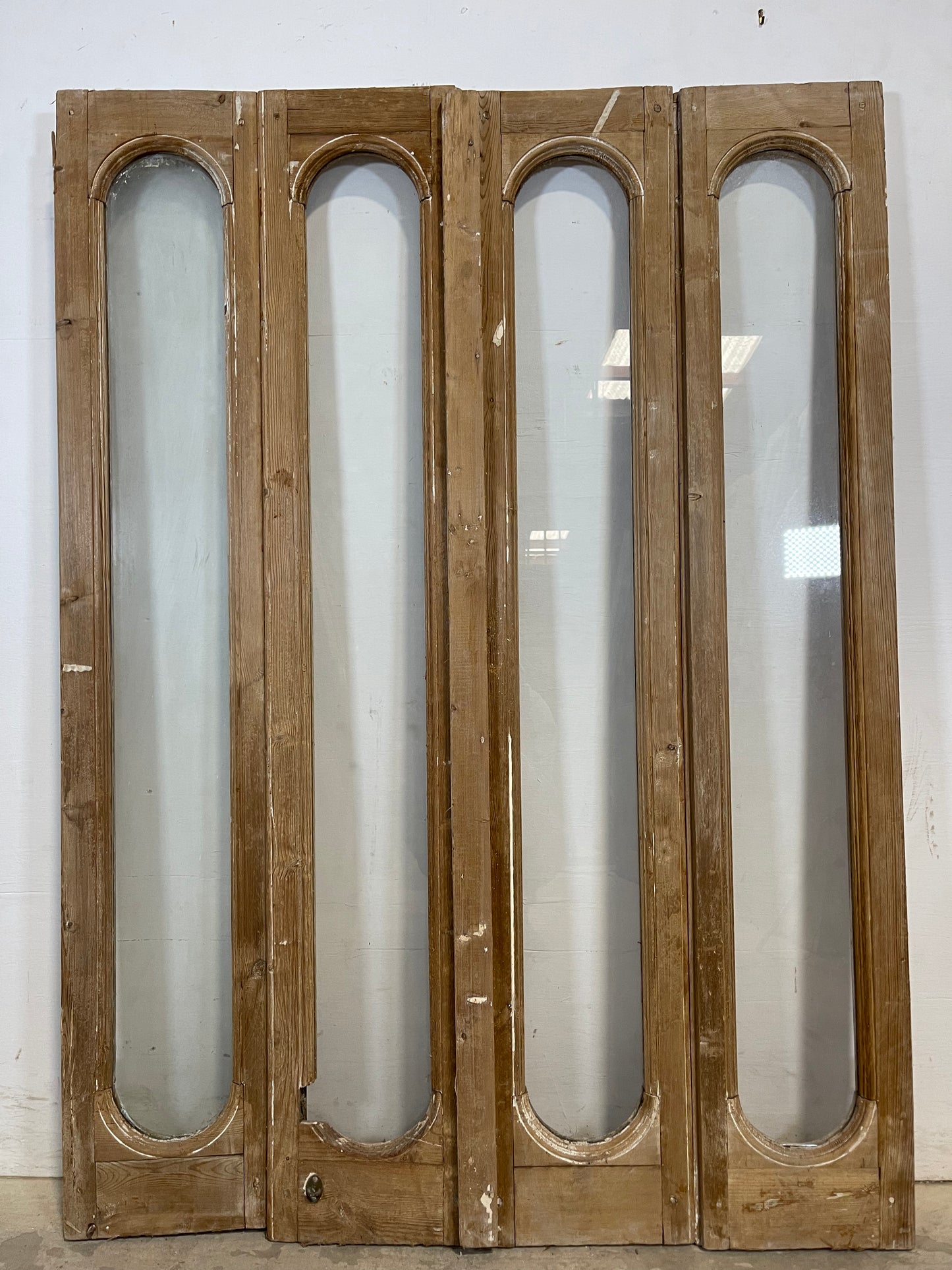 4 piece bifold windo set (60x43.50) K346