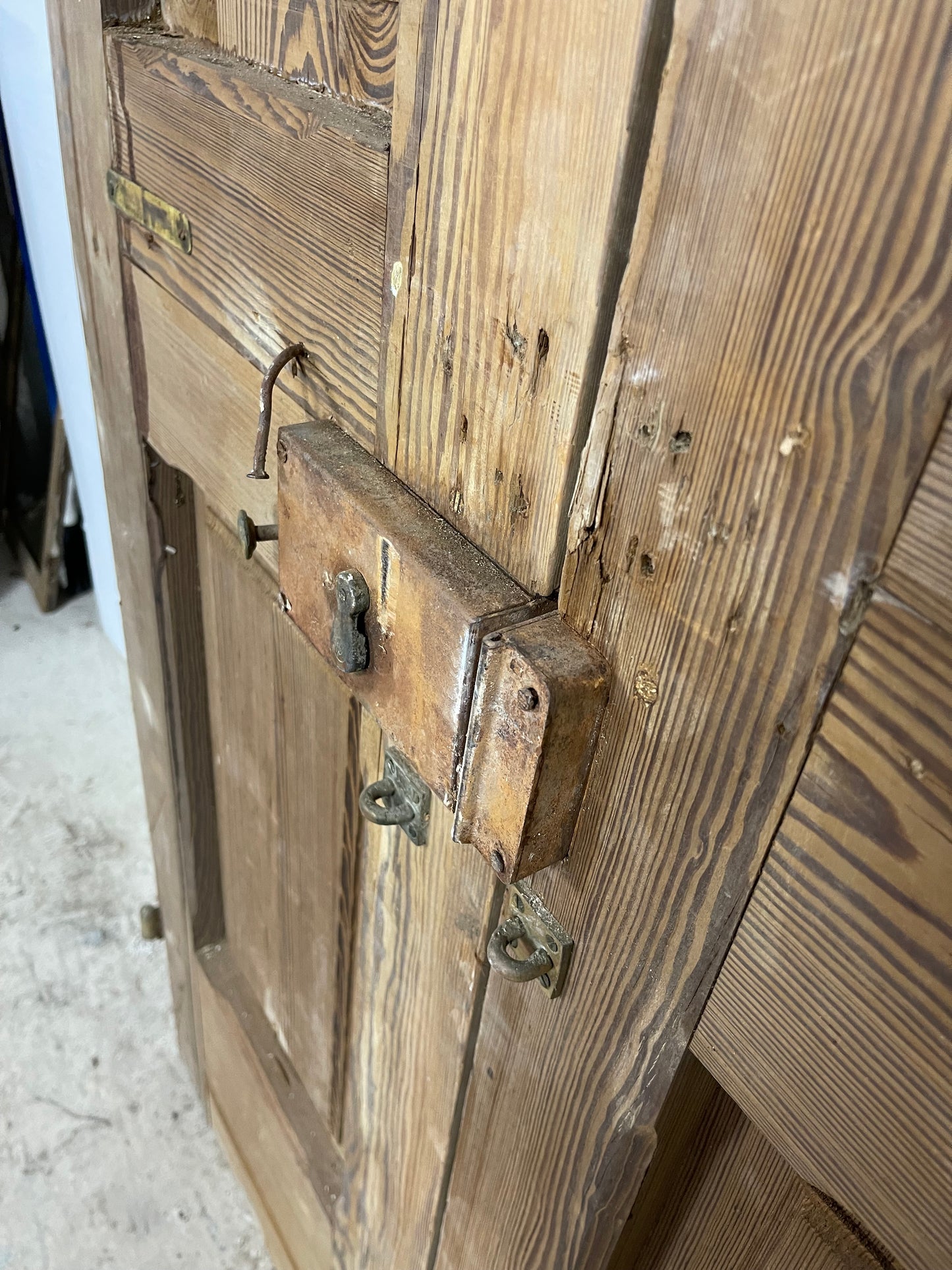 Antique French Panel Doors with Carving (120.5x 38.5) M023
