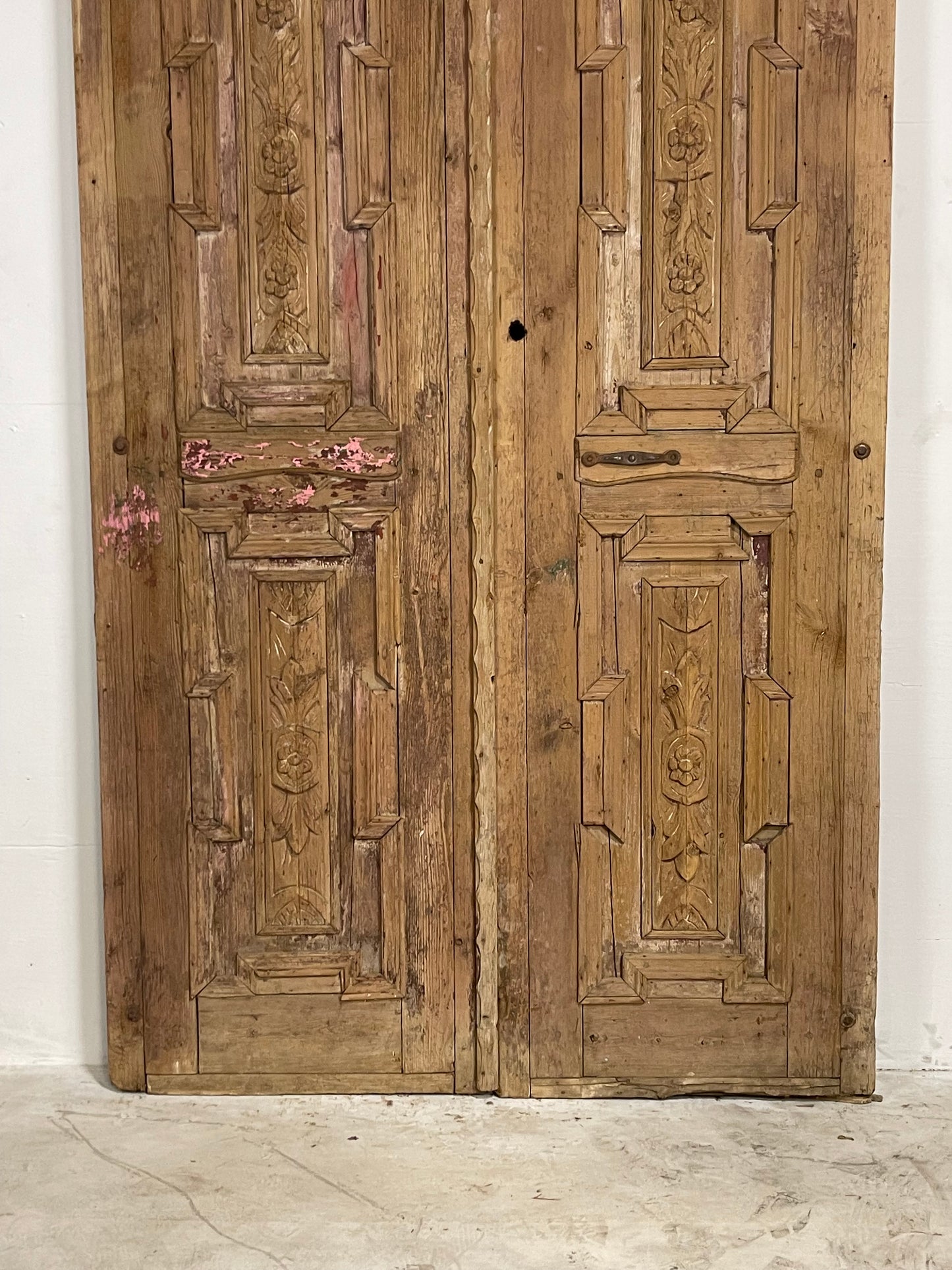 Antique French Panel Doors with Carving (93 x 54) N006