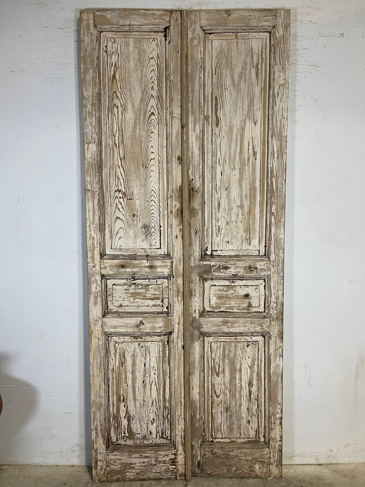 Antique French panel Doors (98.5x41.75) K621