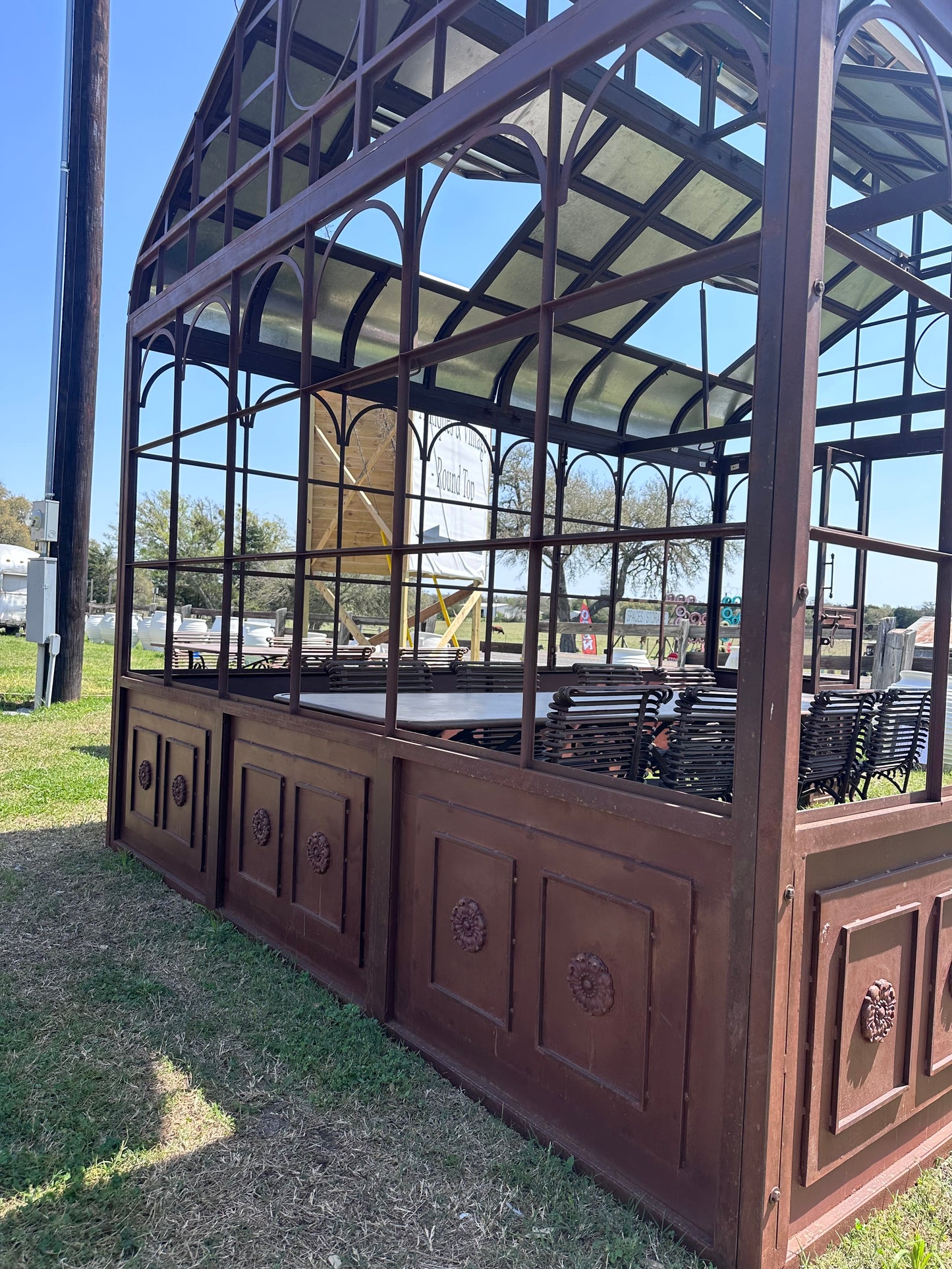 Fabulous French vintage inspired Greenhouse FE
