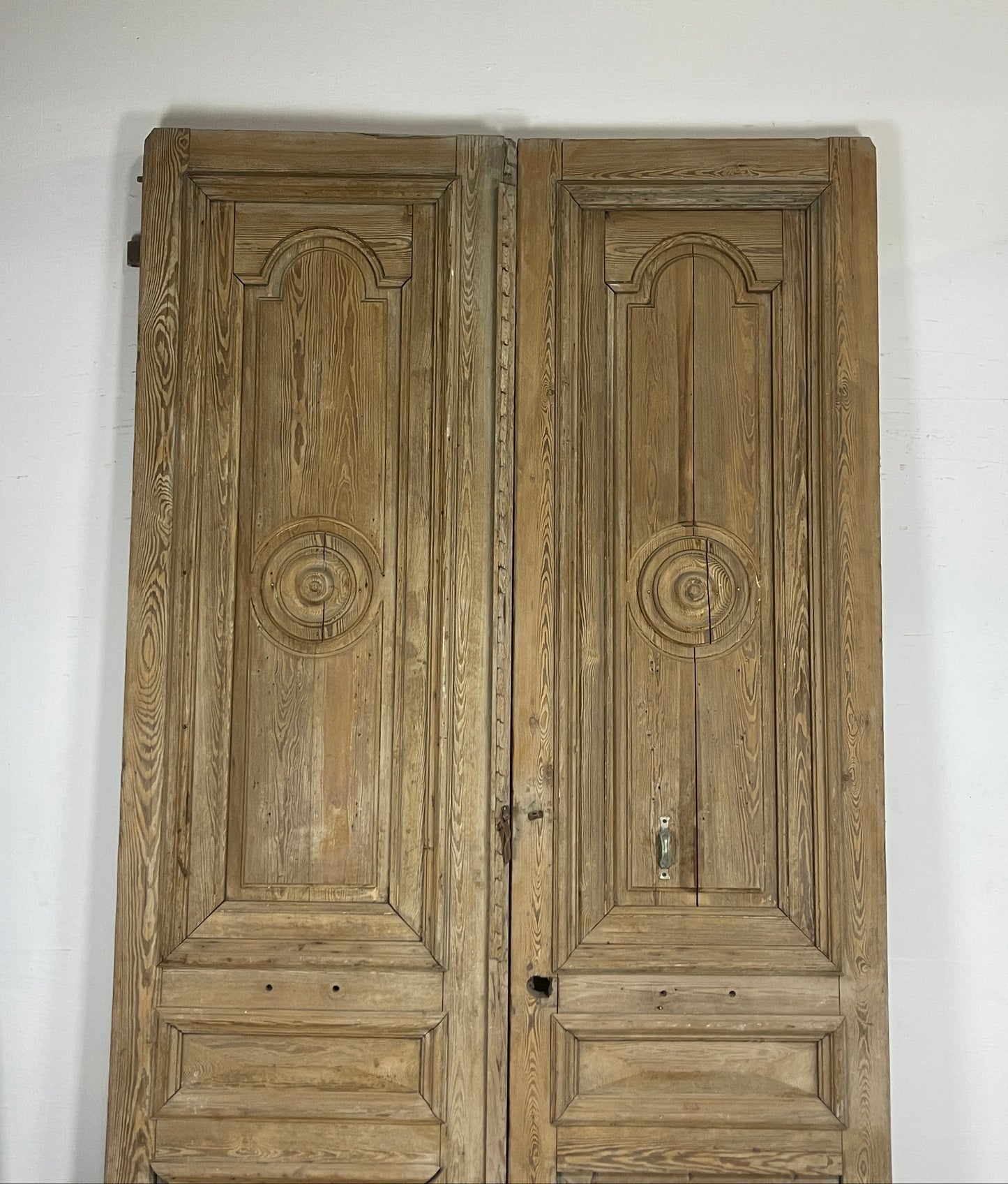 Antique French panel doors with Carvings (118 x 62.5) P47