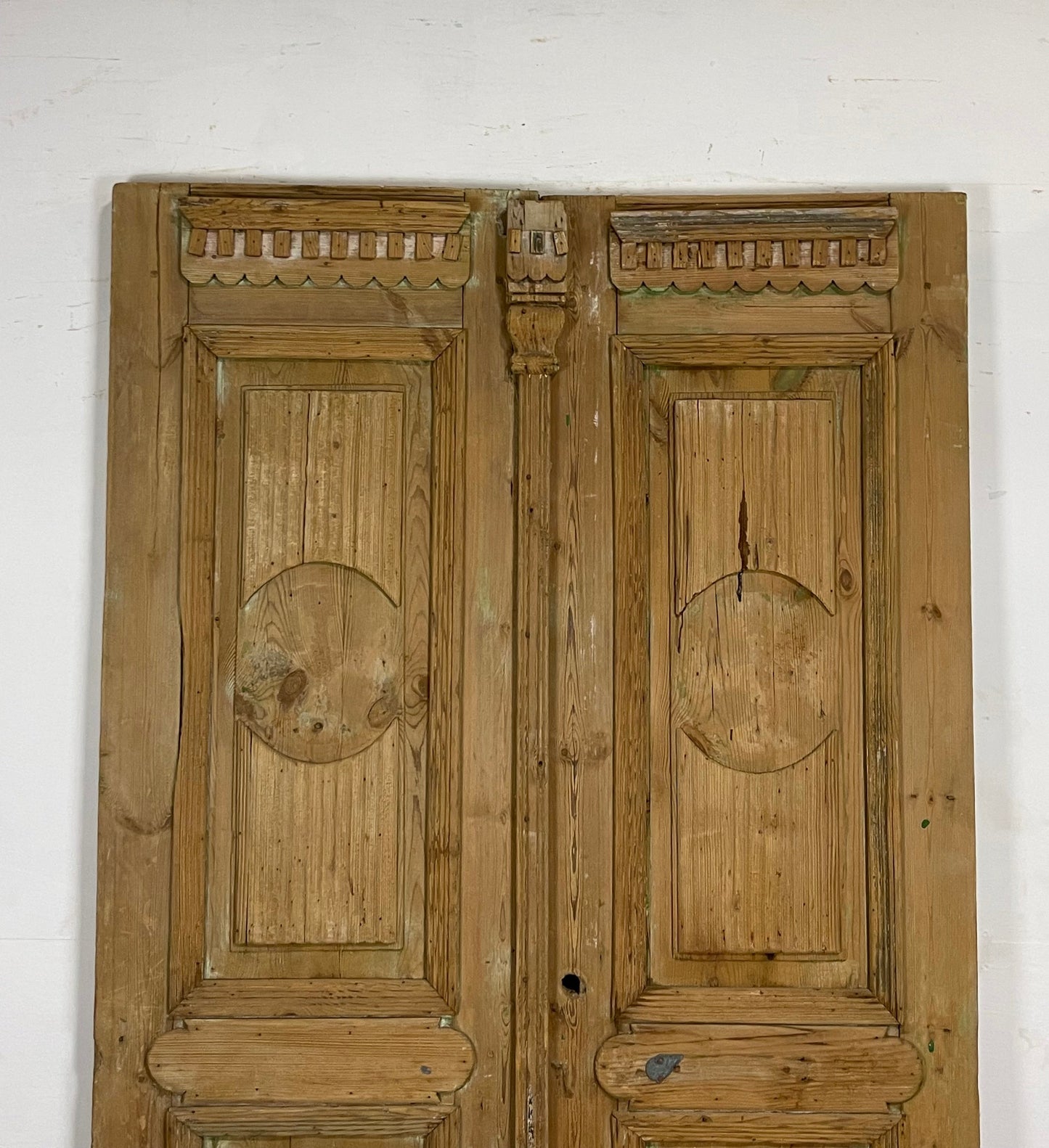 Antique French Panel Doors with Carving (95 x 53) N009