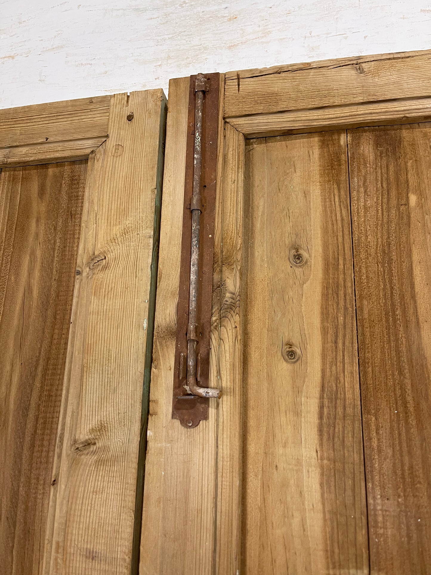 Antique French panel doors with Carvings (87 x 40) P31