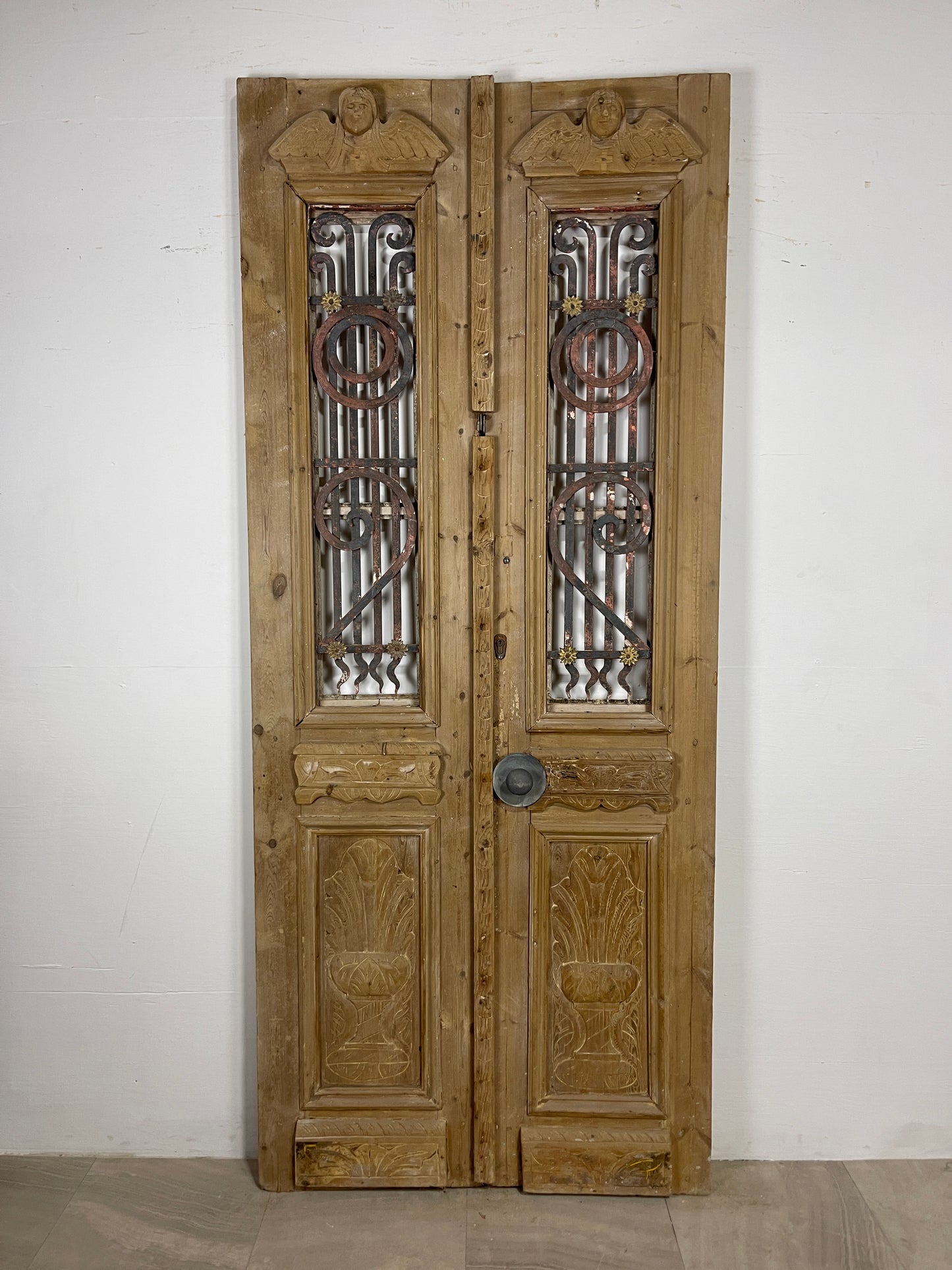 Antique French panel doors with Metal (97.5 x 41.5) O42