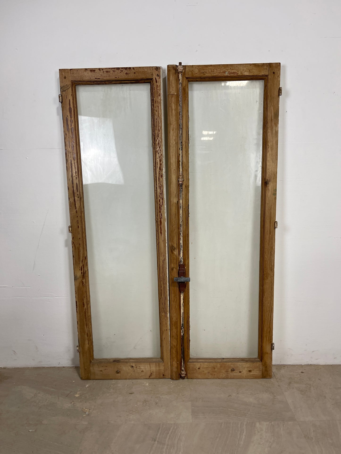 Antique French windows (62x40.25) O996