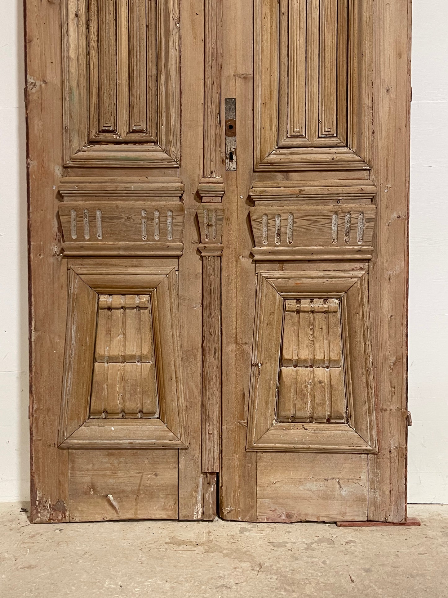 Antique french Doors Carved (96 x 42.5) I987