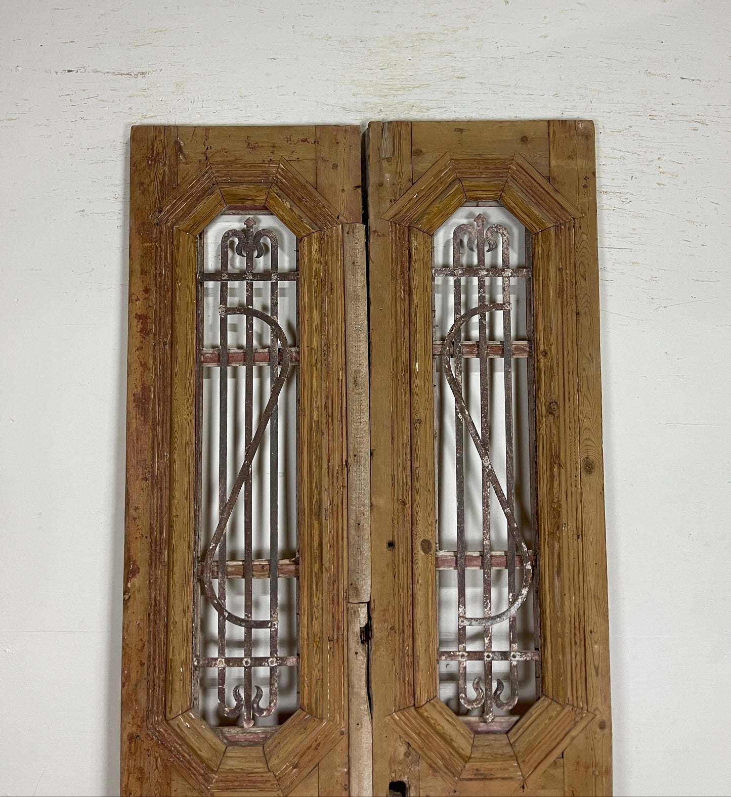 Antique French panel doors with Metal (93 x 40.5) P69