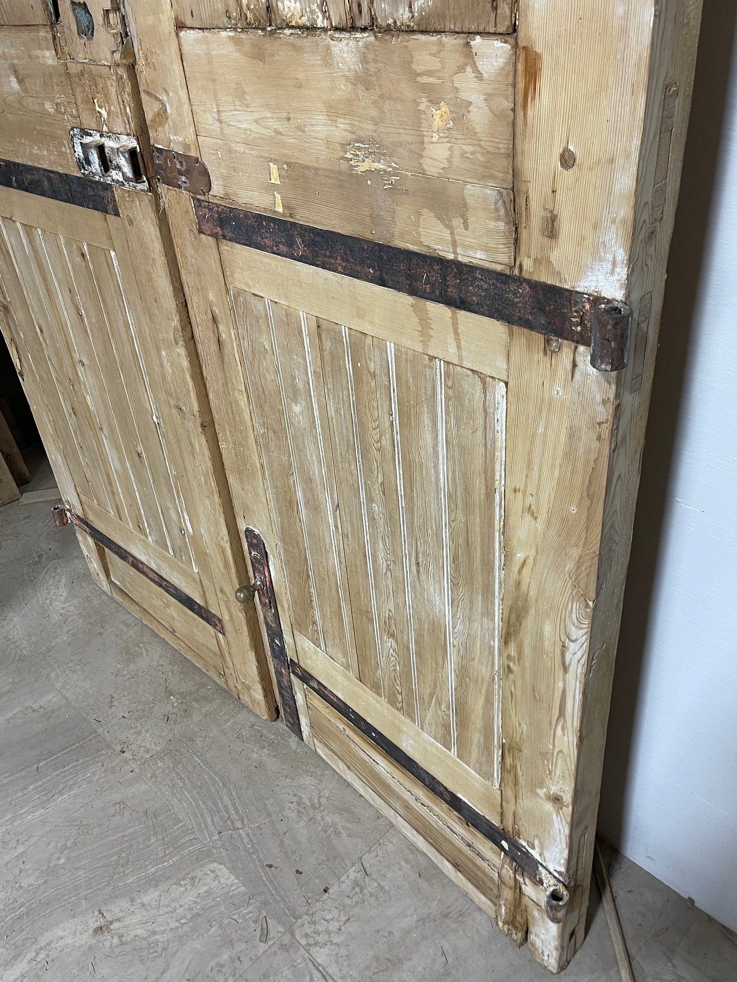 Antique French panel doors with Carvings (99 x 55) P 14