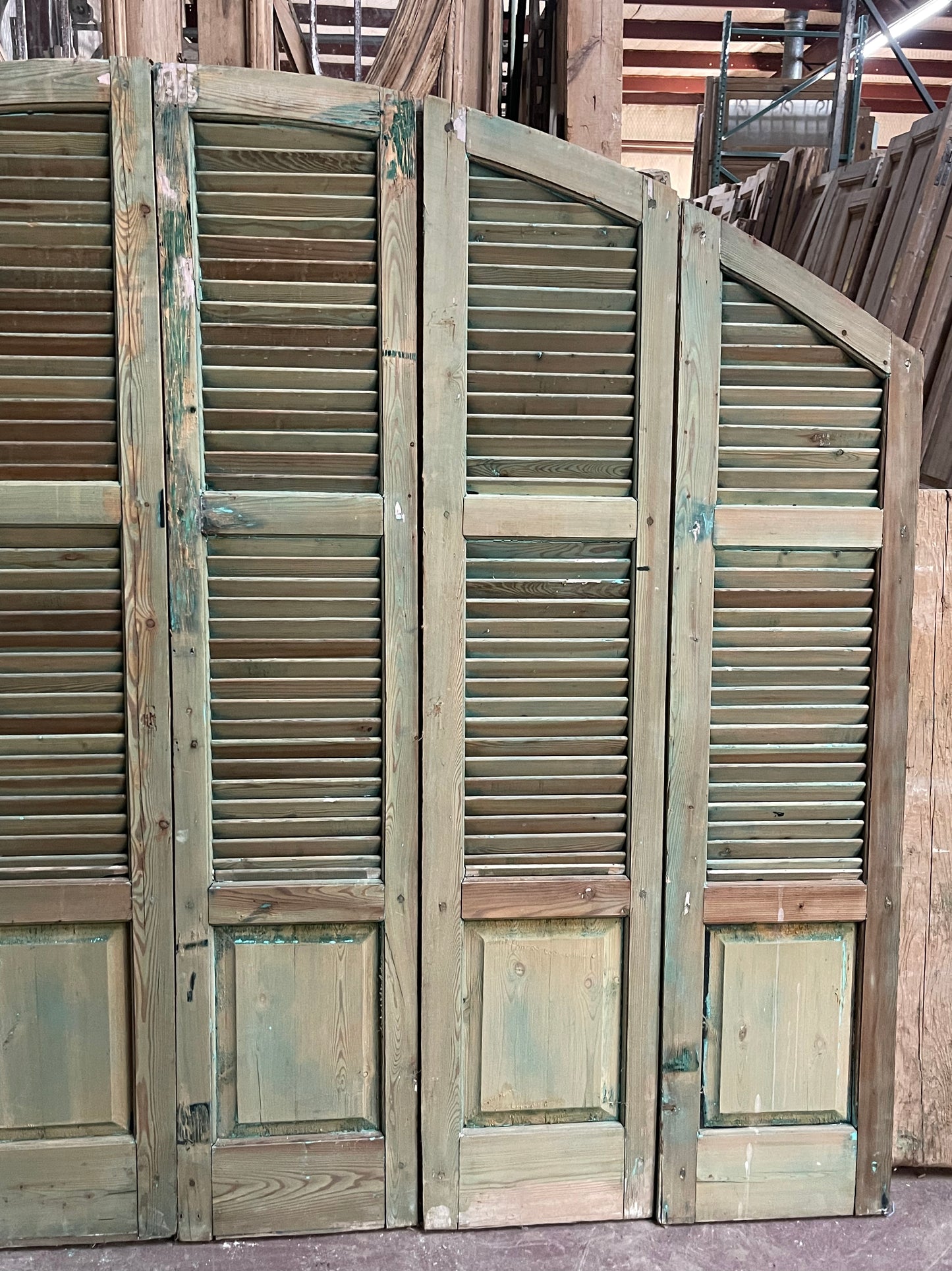 Antique French Arched Shutters (78.75x101.75) J055