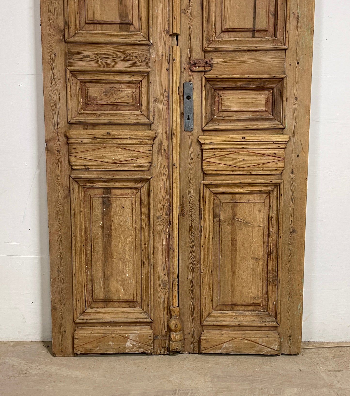 Antique French panel doors with Carvings (91.25 x 43.5) P27