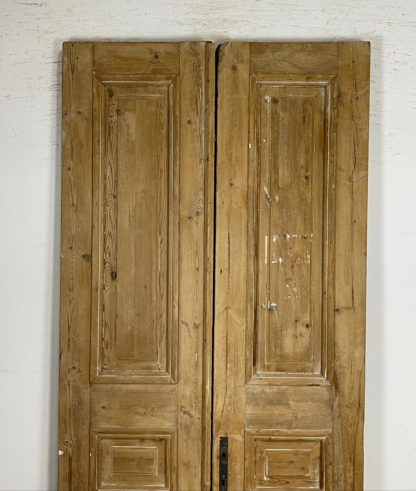 Antique French panel doors with Carvings (92 x 39.75) P51