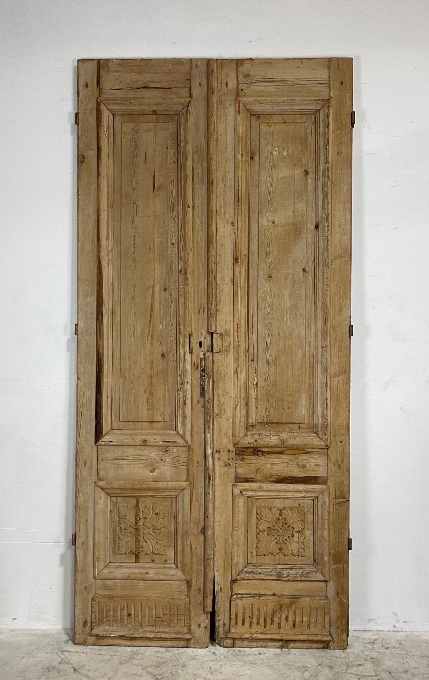 Antique  French Panel Doors with Carving  (106.25 x 50.25) N007