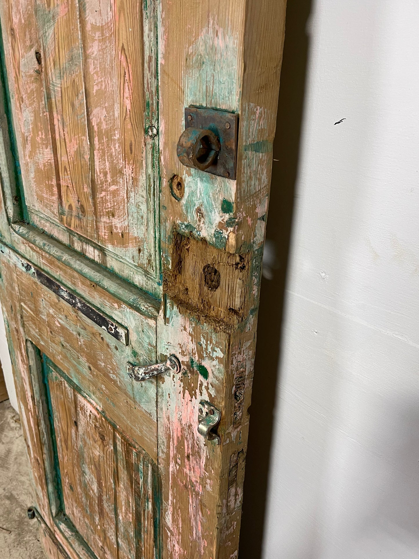 Antique French Panel Door with Carving (102 x 32) M048