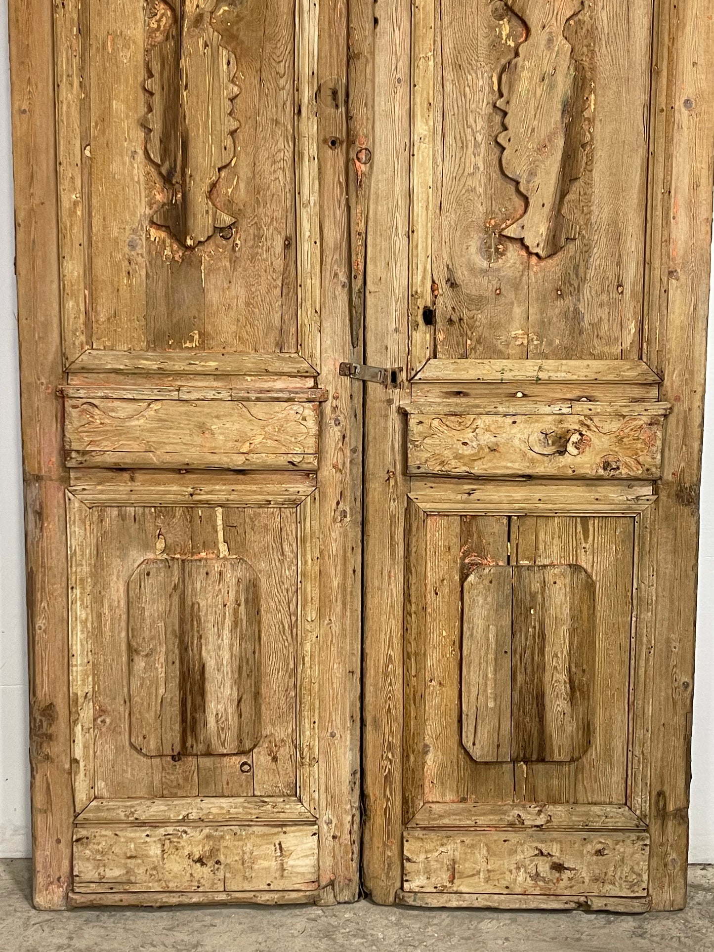 Antique French Panel Doors with Carving (95 x 55) M045