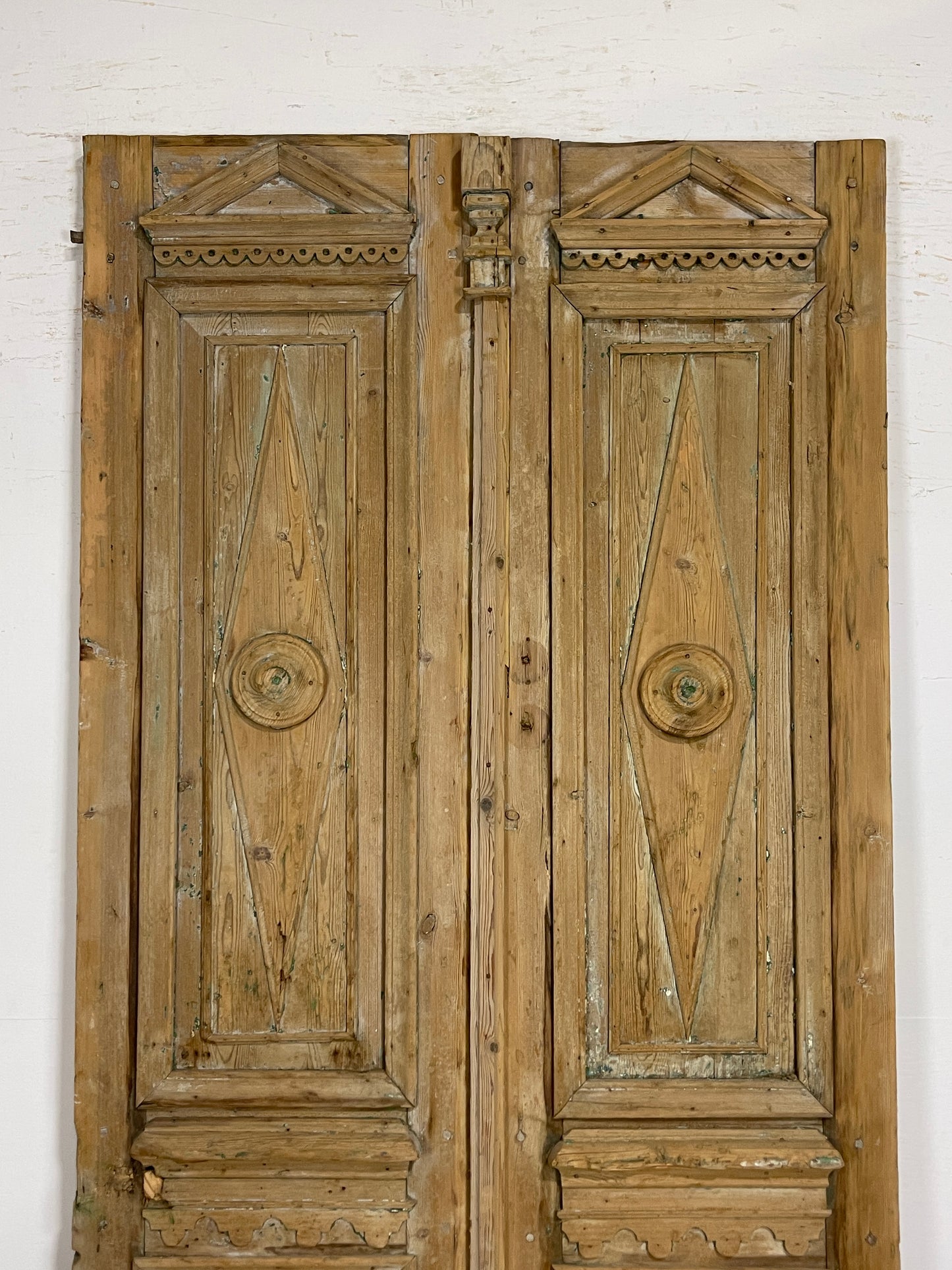 Antique French panel doors with Carvings (96.5 x 43.5) P25