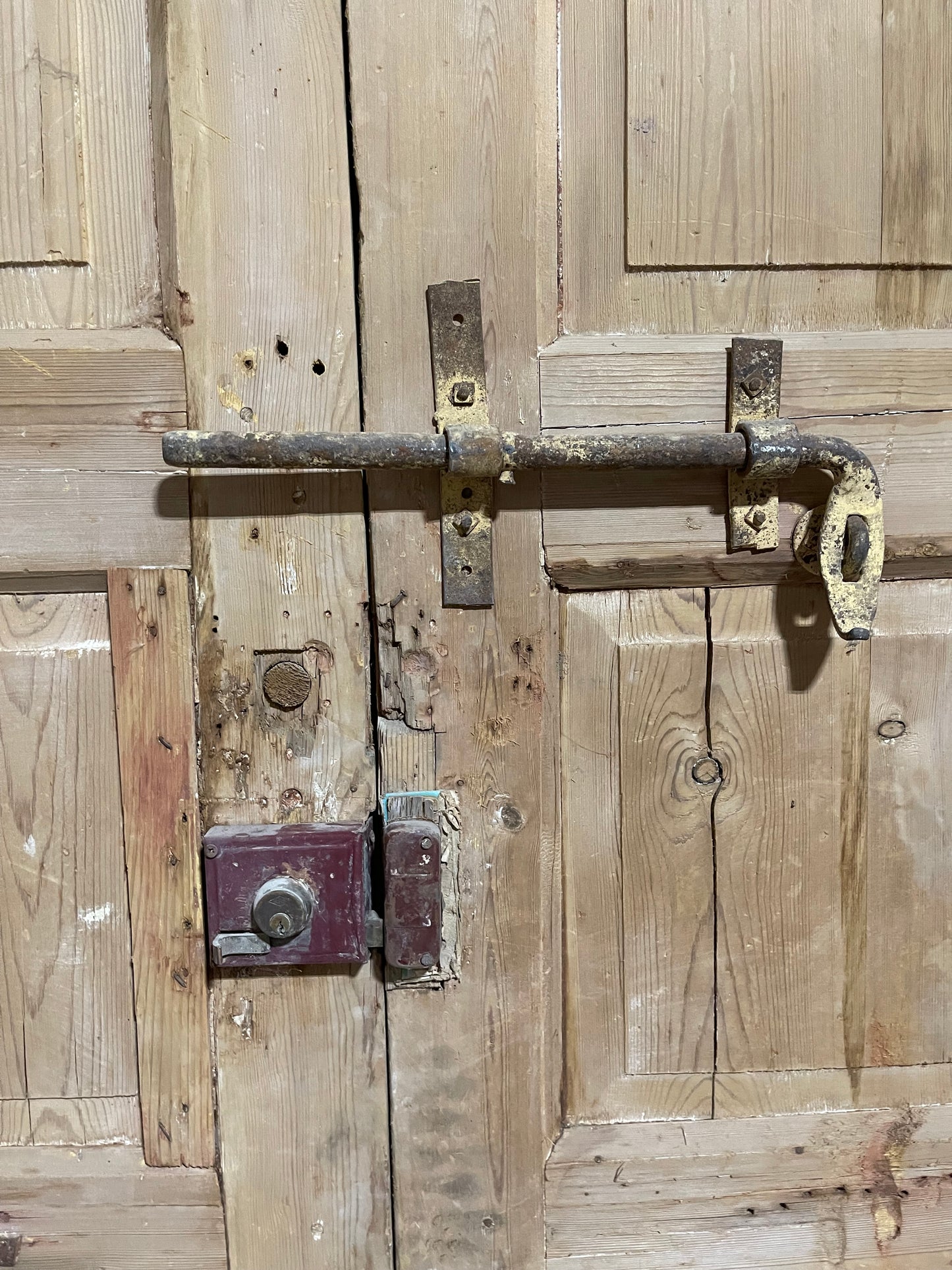 Antique French Panel Doors with Carving (97.25x50.25) L002