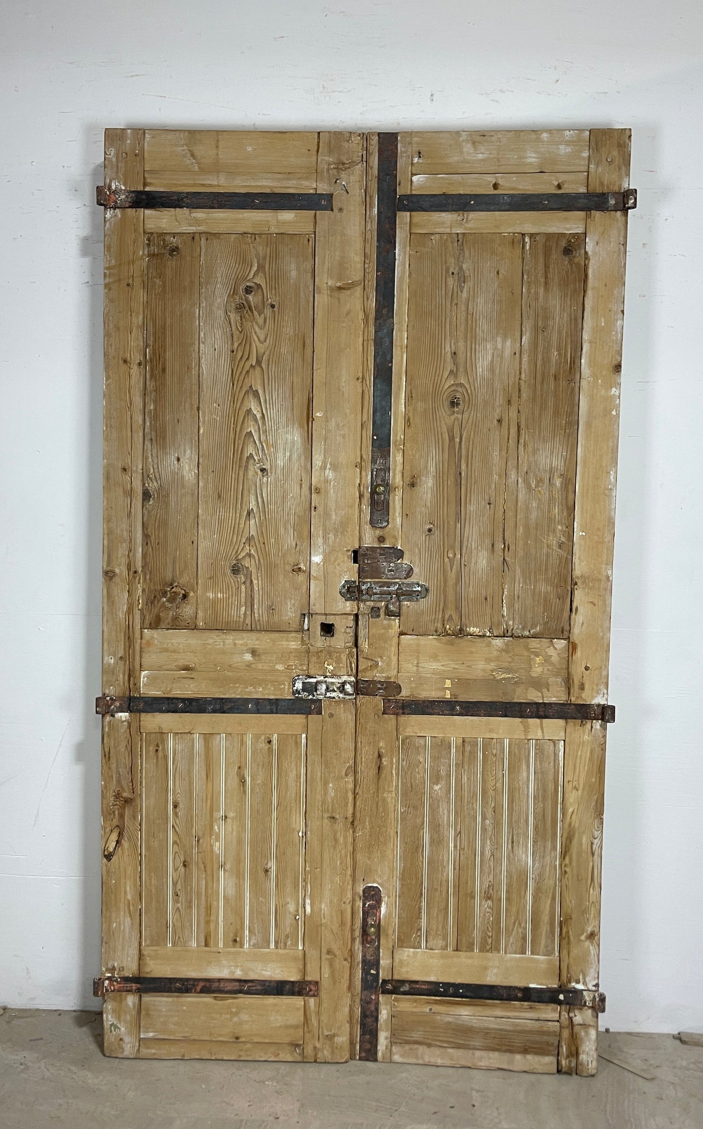 Antique French panel doors with Carvings (99 x 55) P 14