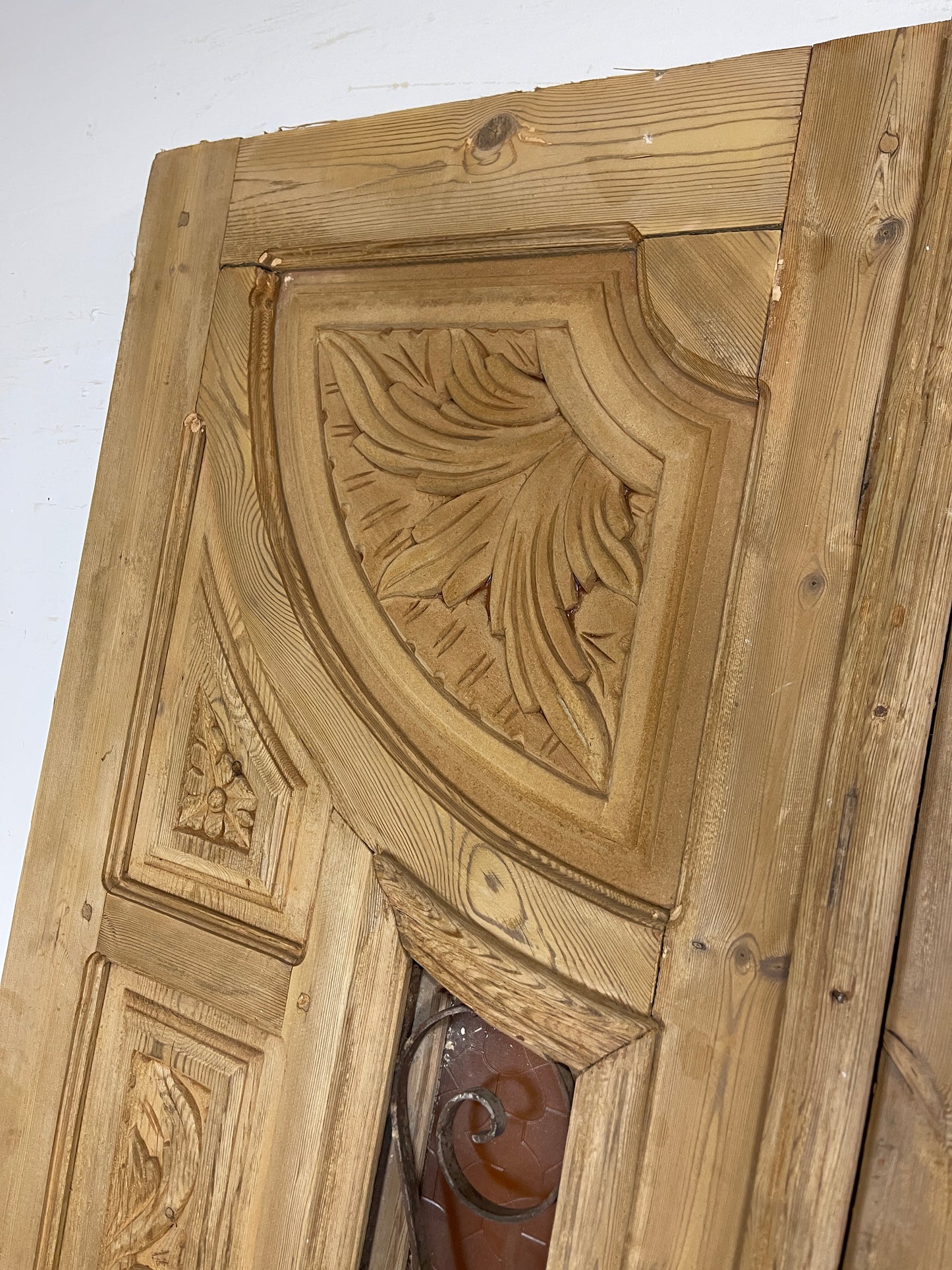 Antique French panel doors with Carvings (103 x 57) P 13