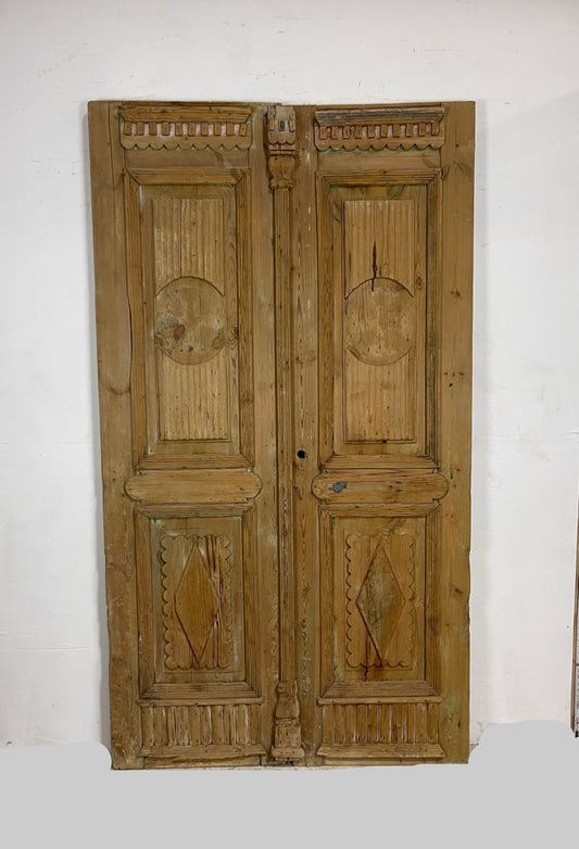 Antique  French Panel Doors with Carving  (95 x 53) N009