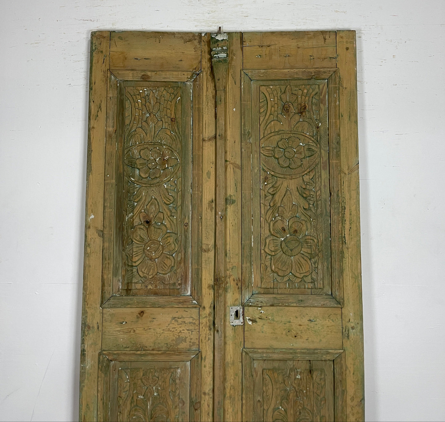 Antique French panel doors with Carvings (94x 49) P 20