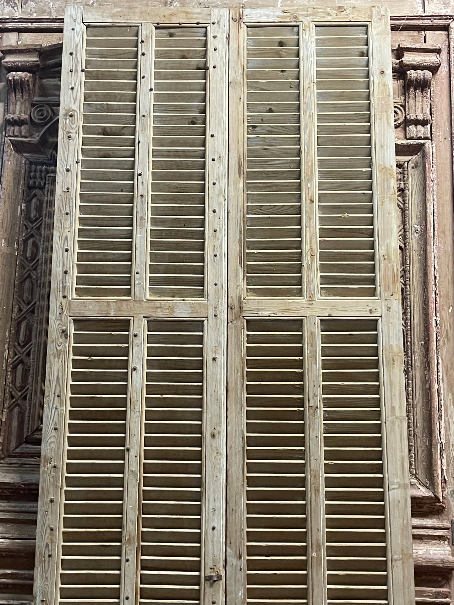 Antique French Shutters (116.25x40) J058