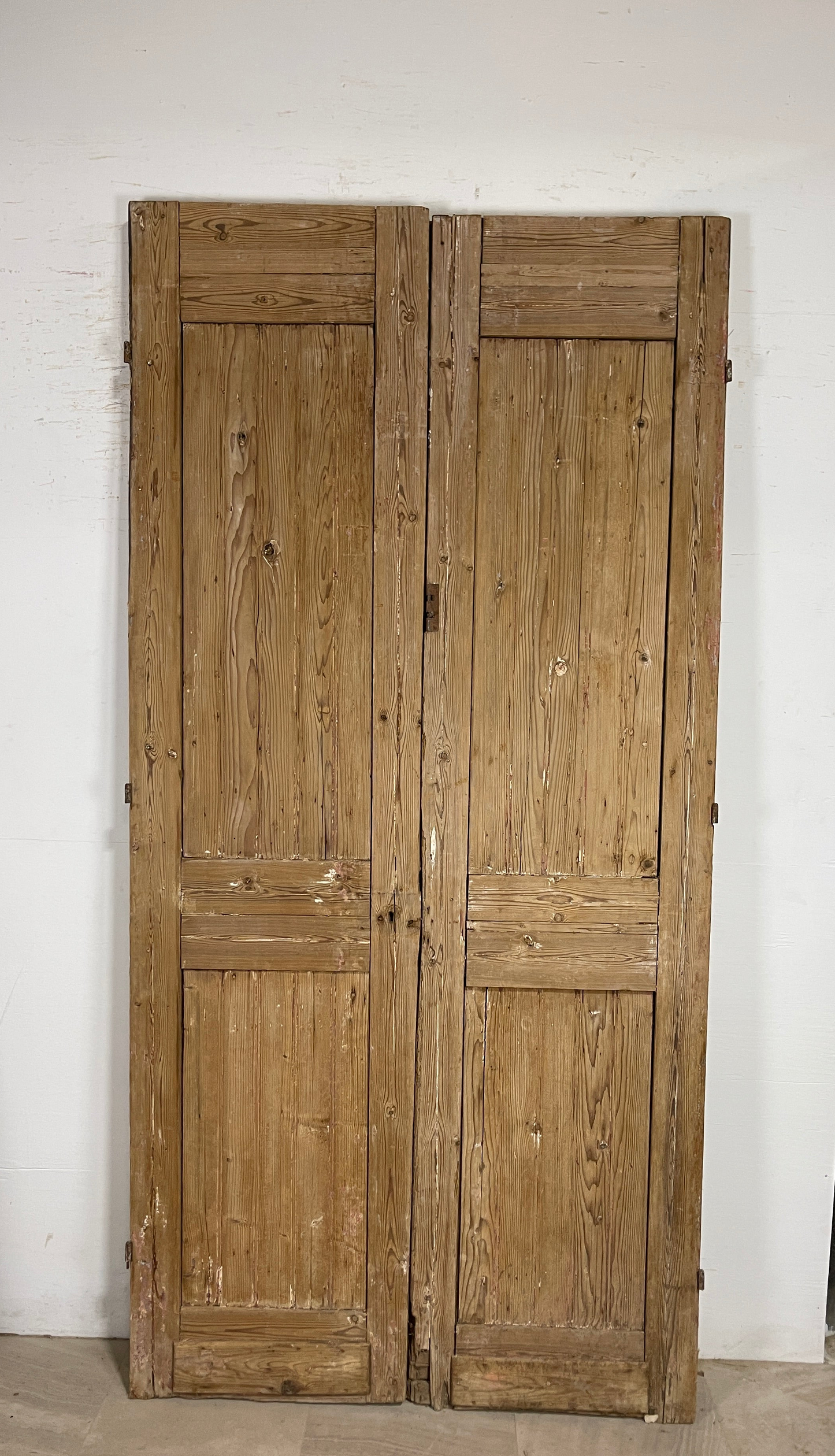 Antique French panel doors with Carvings (102 x 50.25) P37