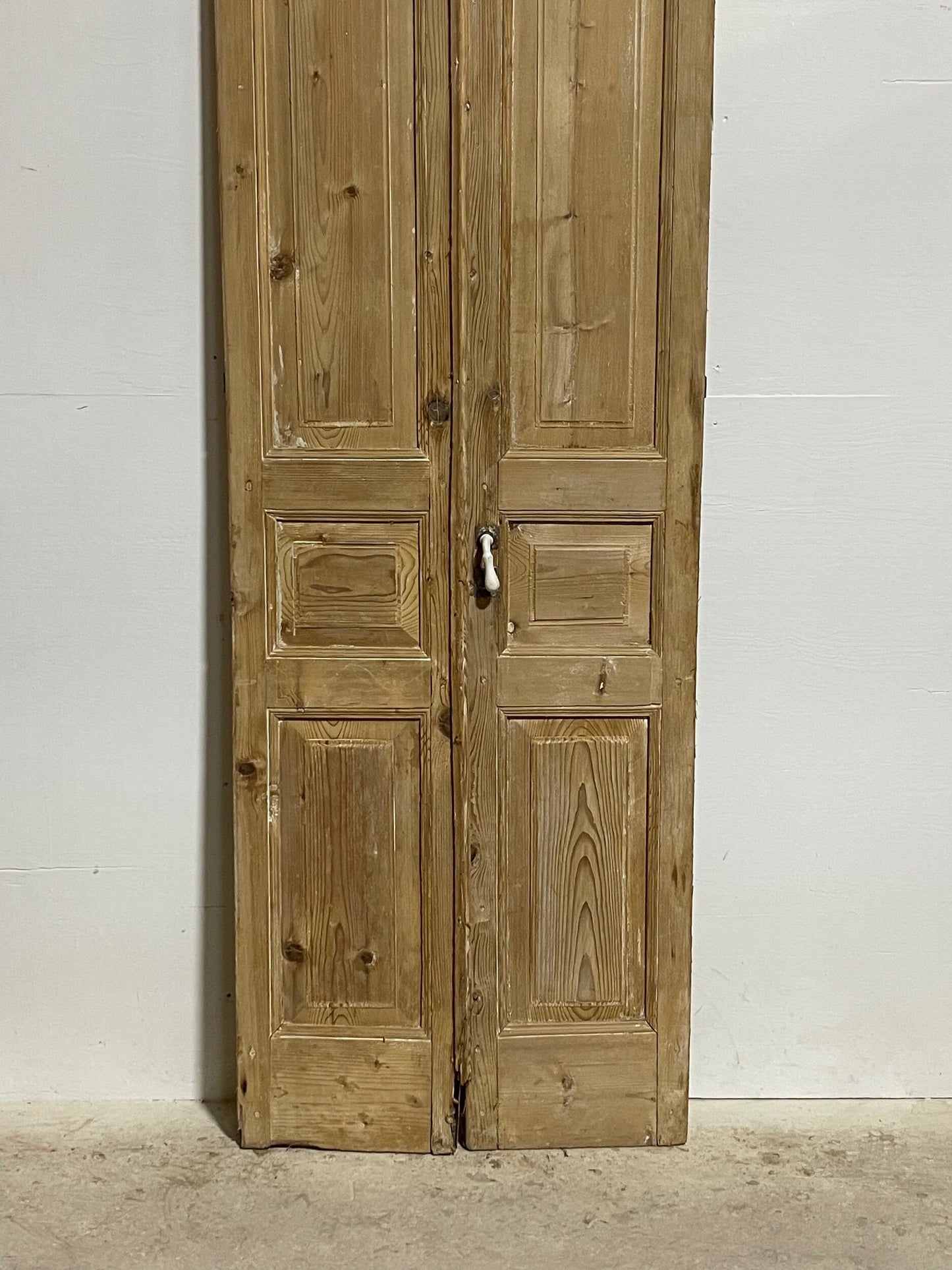 Antique French panel doors (93.5 x 29.5) I069a