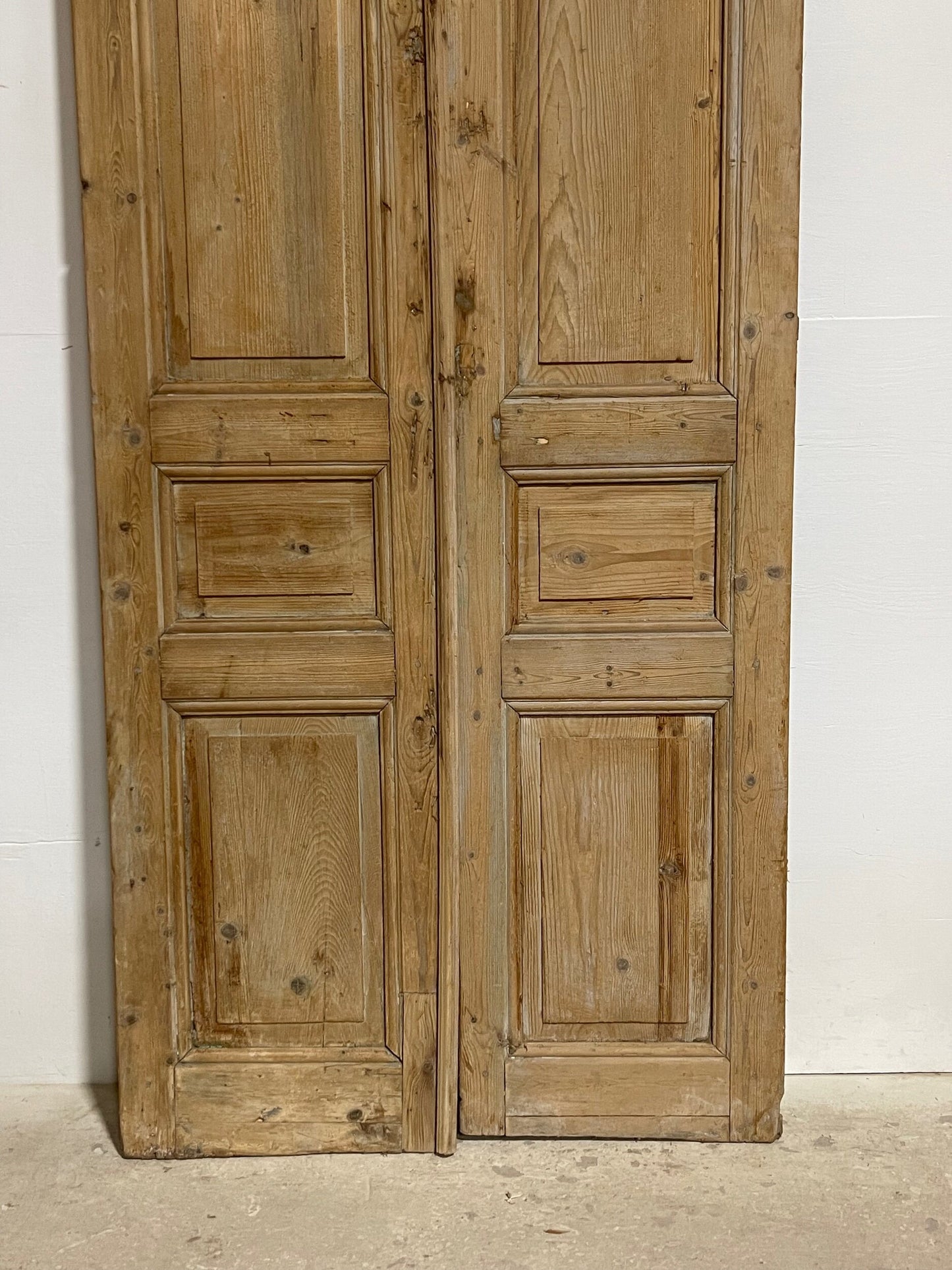 Antique French panel doors (94x39.5) I144