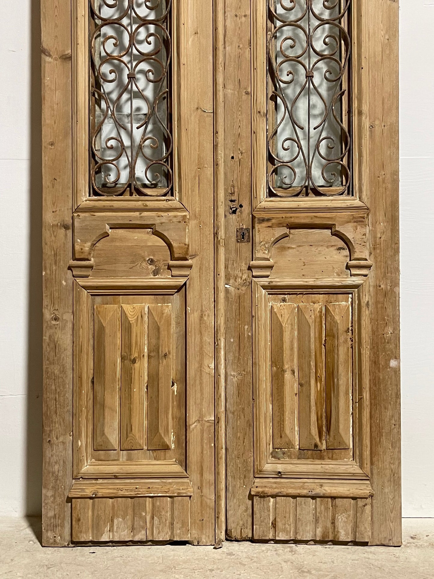 Antique French Panel Doors with Metal (100.5 x 44) I015