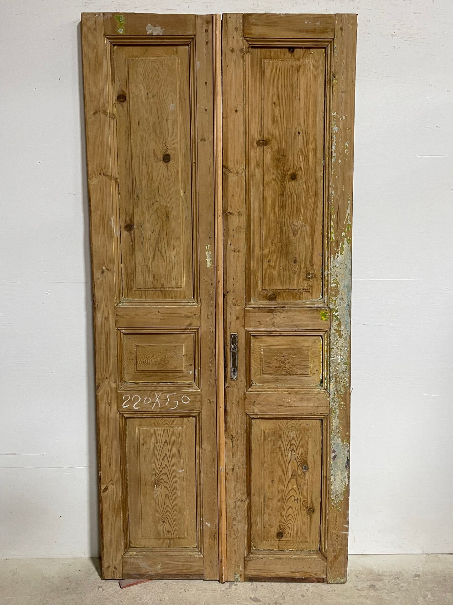 Antique french panel doors (87 x 39.75) I081