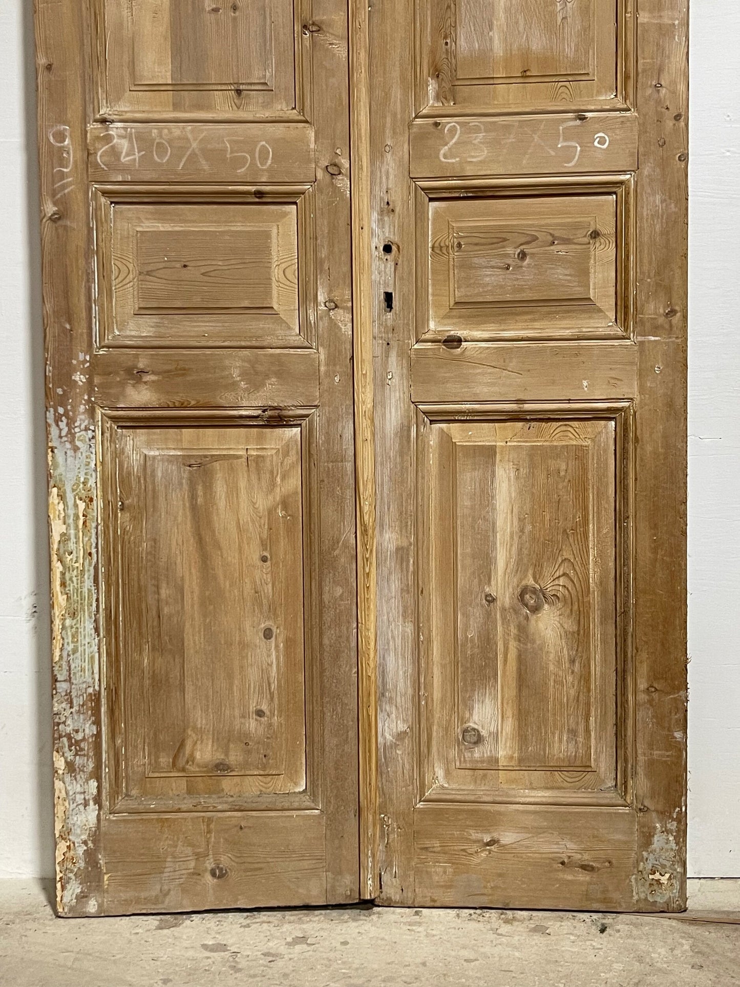 Antique French panel doors (93.75x38.75) I188