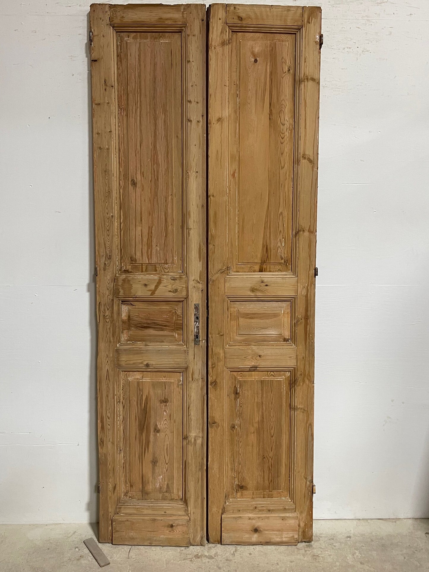 Antique French panel doors (97.25x39.75) I106