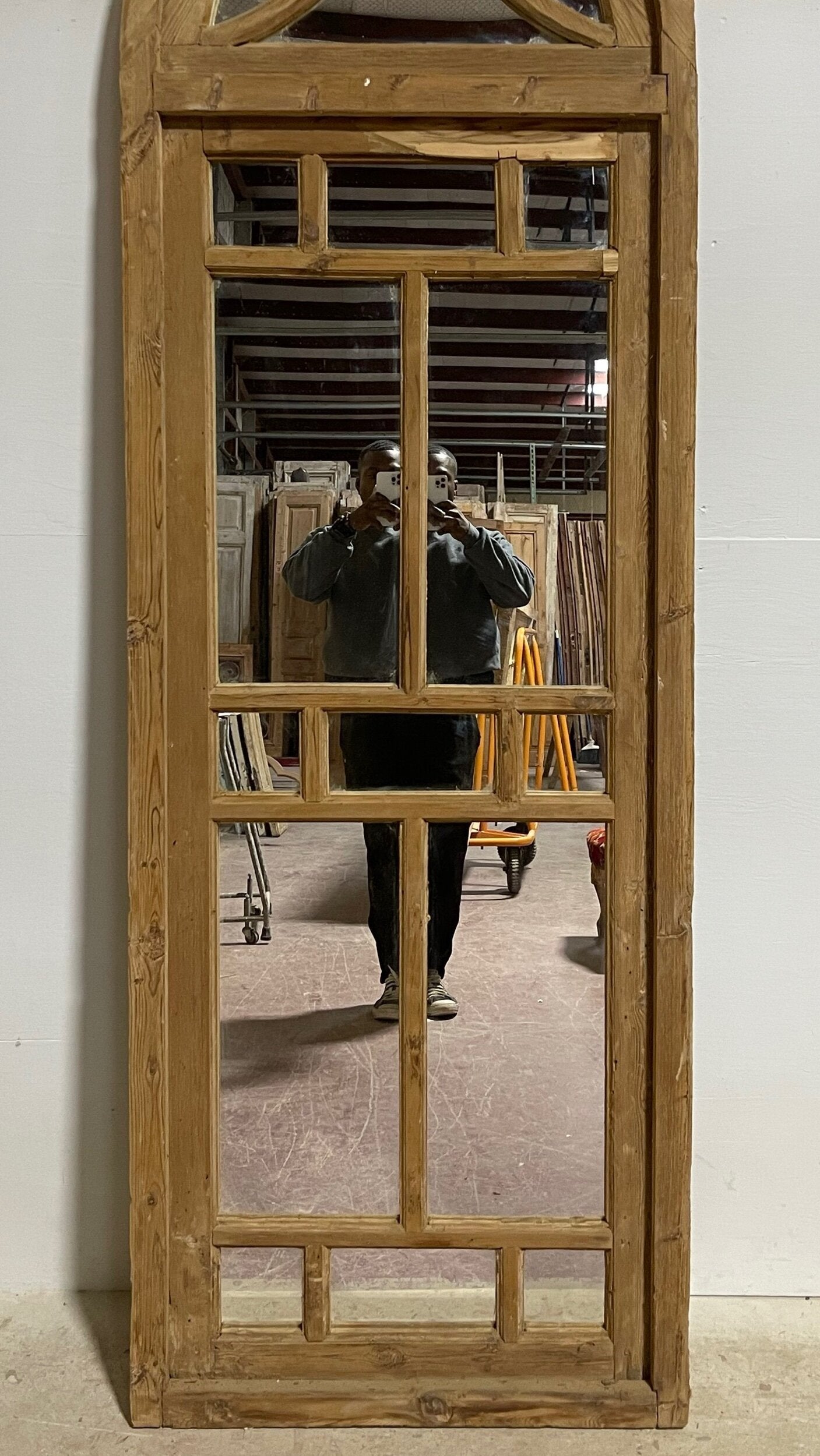 Framed arched panel with Mirror (94.5x31) H0292s