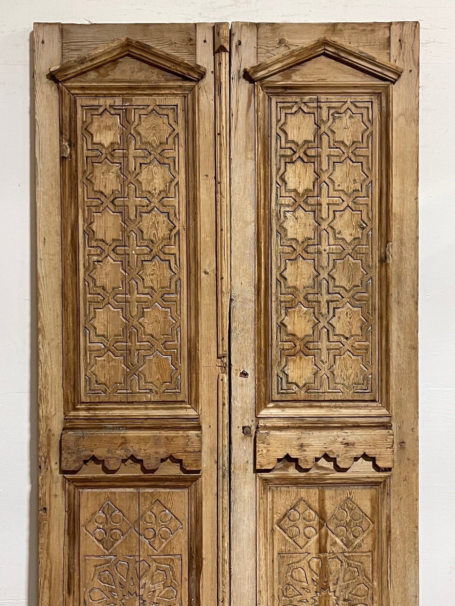 Antique French Panel Doors with Carvings (101.25 x 55) I017