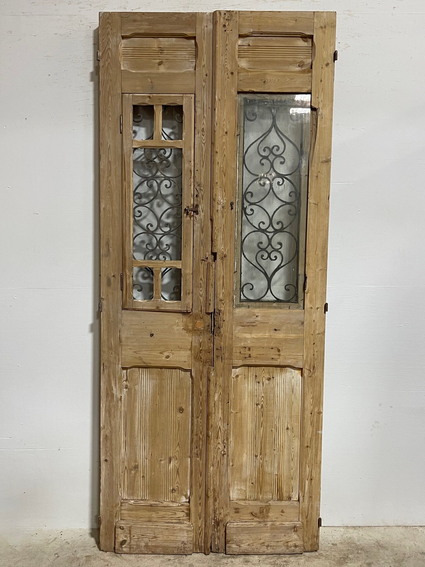 Antique French Panel Doors with metal (95.25x40.25) I003