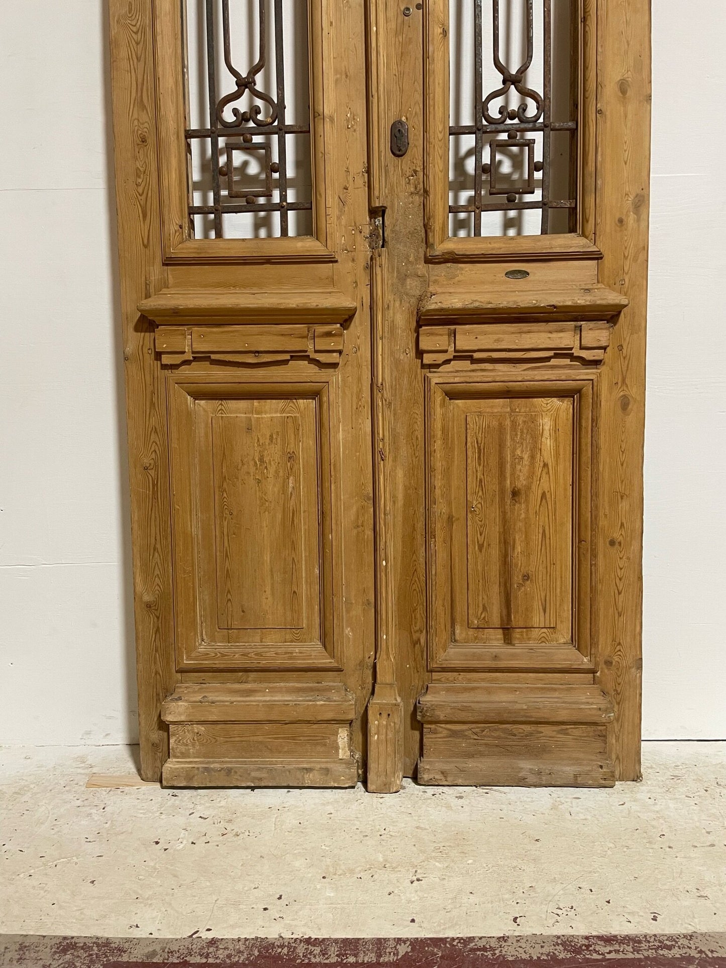 Antique French door (95x40) with metal E01