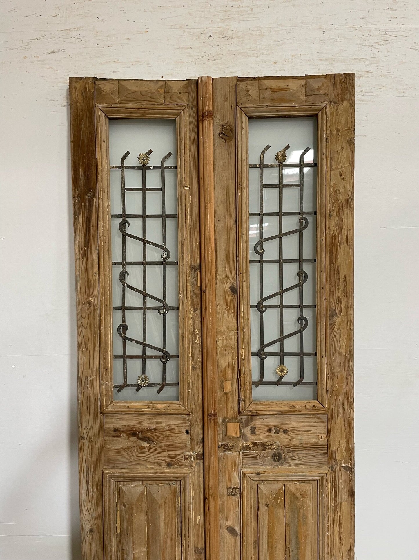 Antique French door (89.5x40.5) with metal F0914