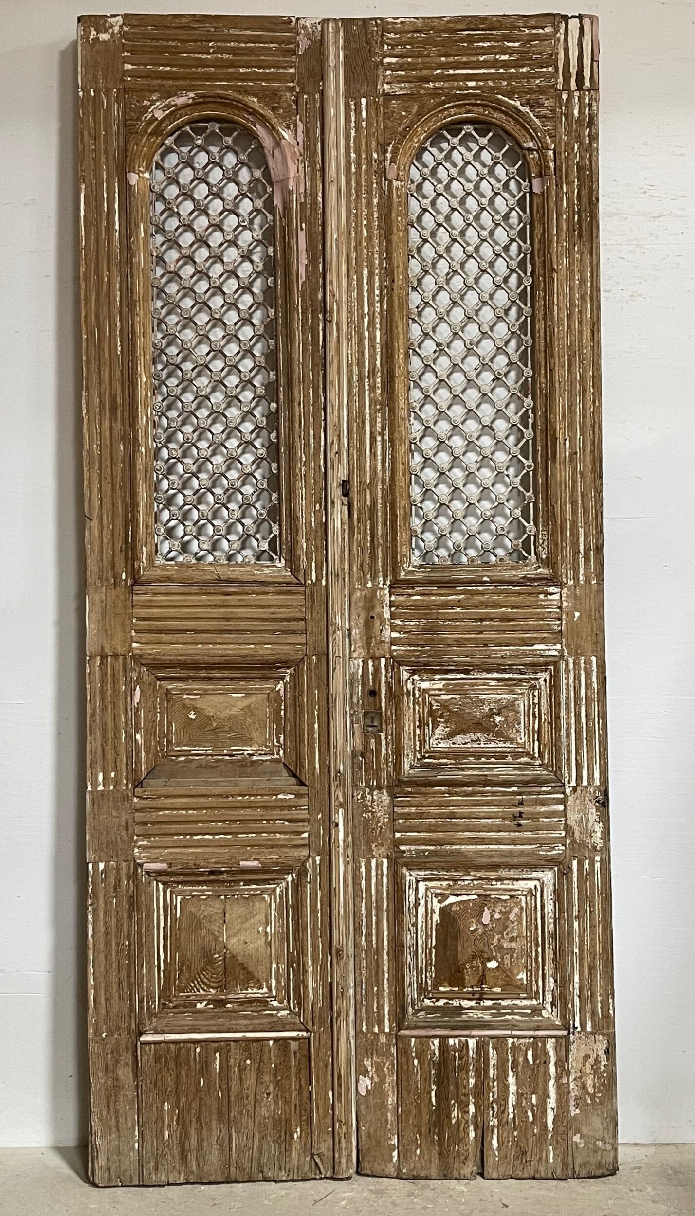 Antique French panel doors with iron (118x53) I198
