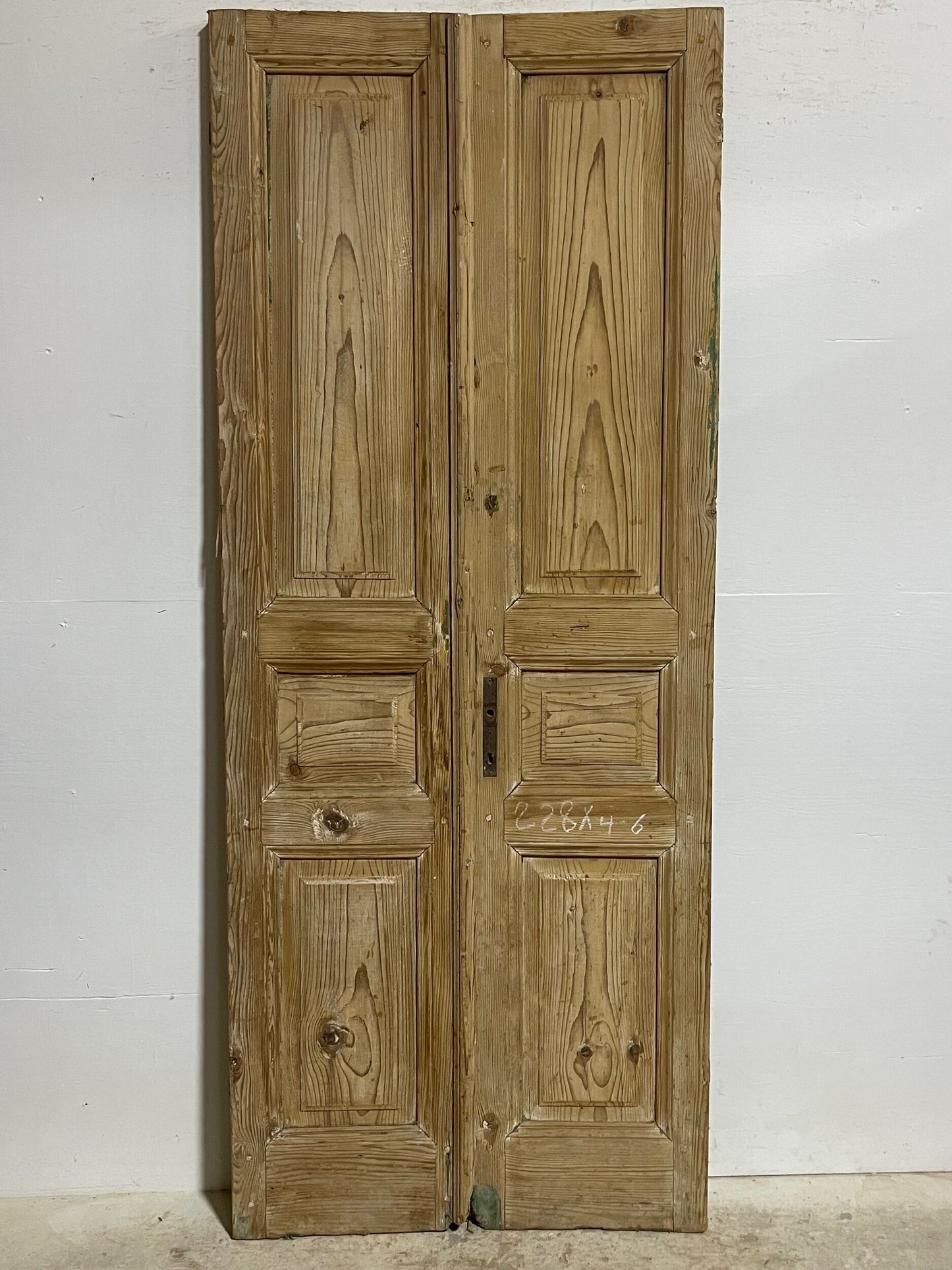 Antique French panel doors (89.75x36.25) I114